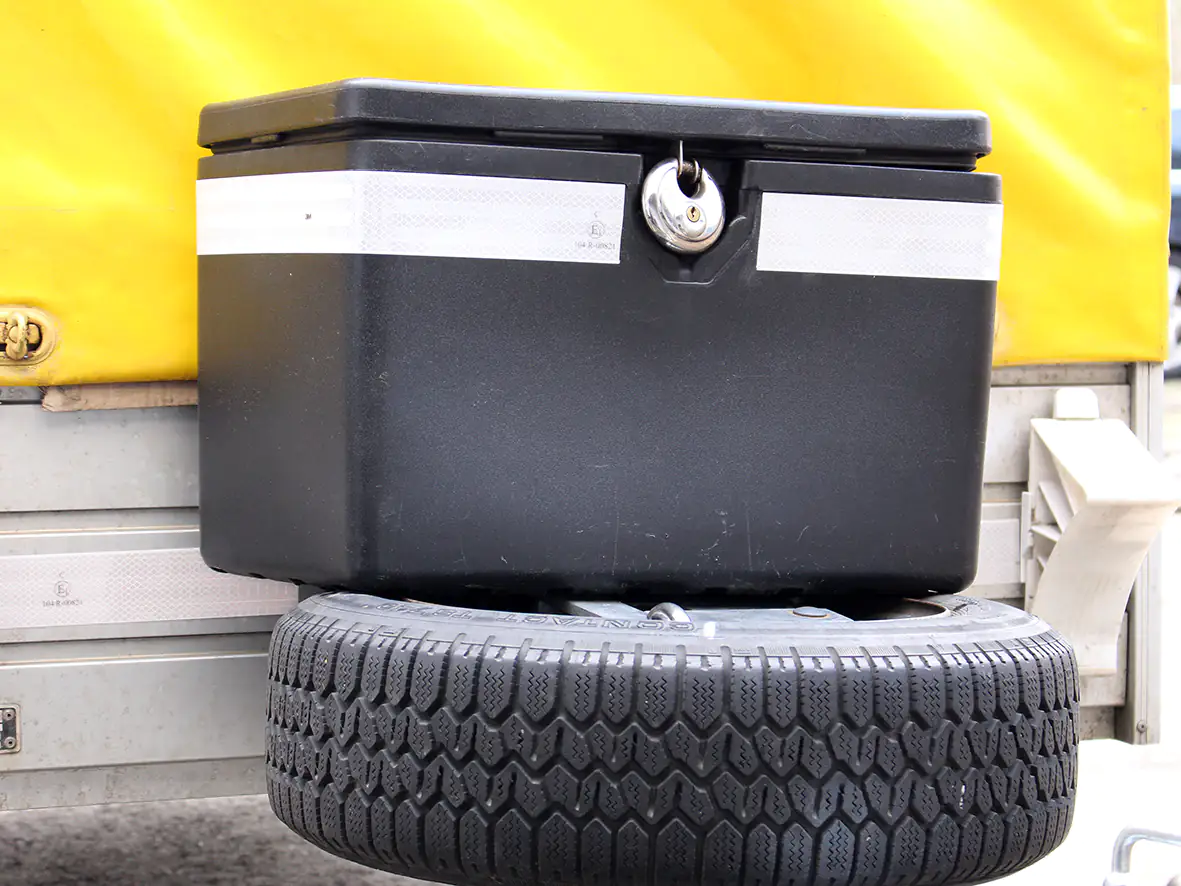 LAS Reflektorband 55mm weiß selbstklebend 2 m