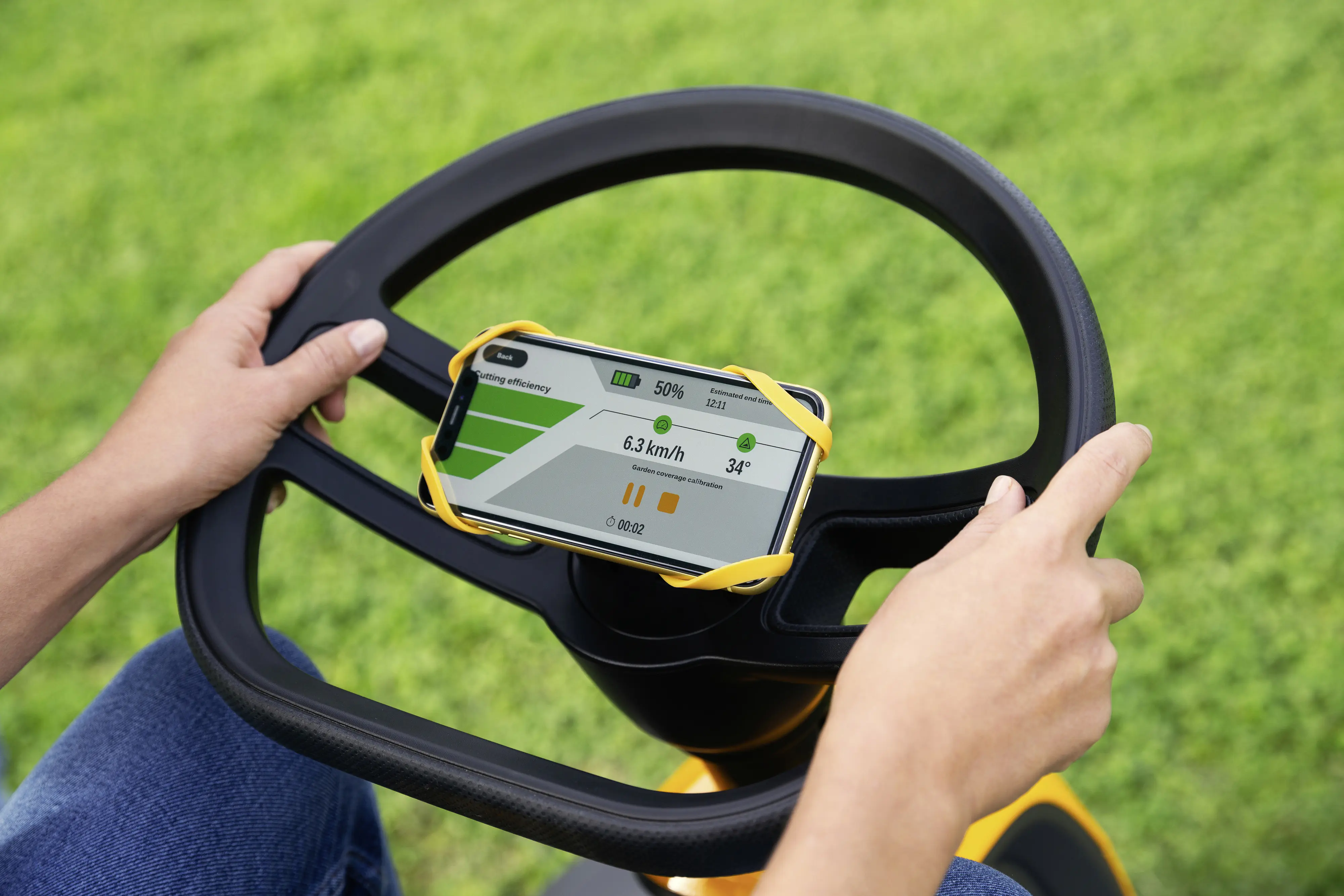 Stiga Akku-Rasentraktor Swift 372e  inkl. 4x 5 Ah (48 Volt) 