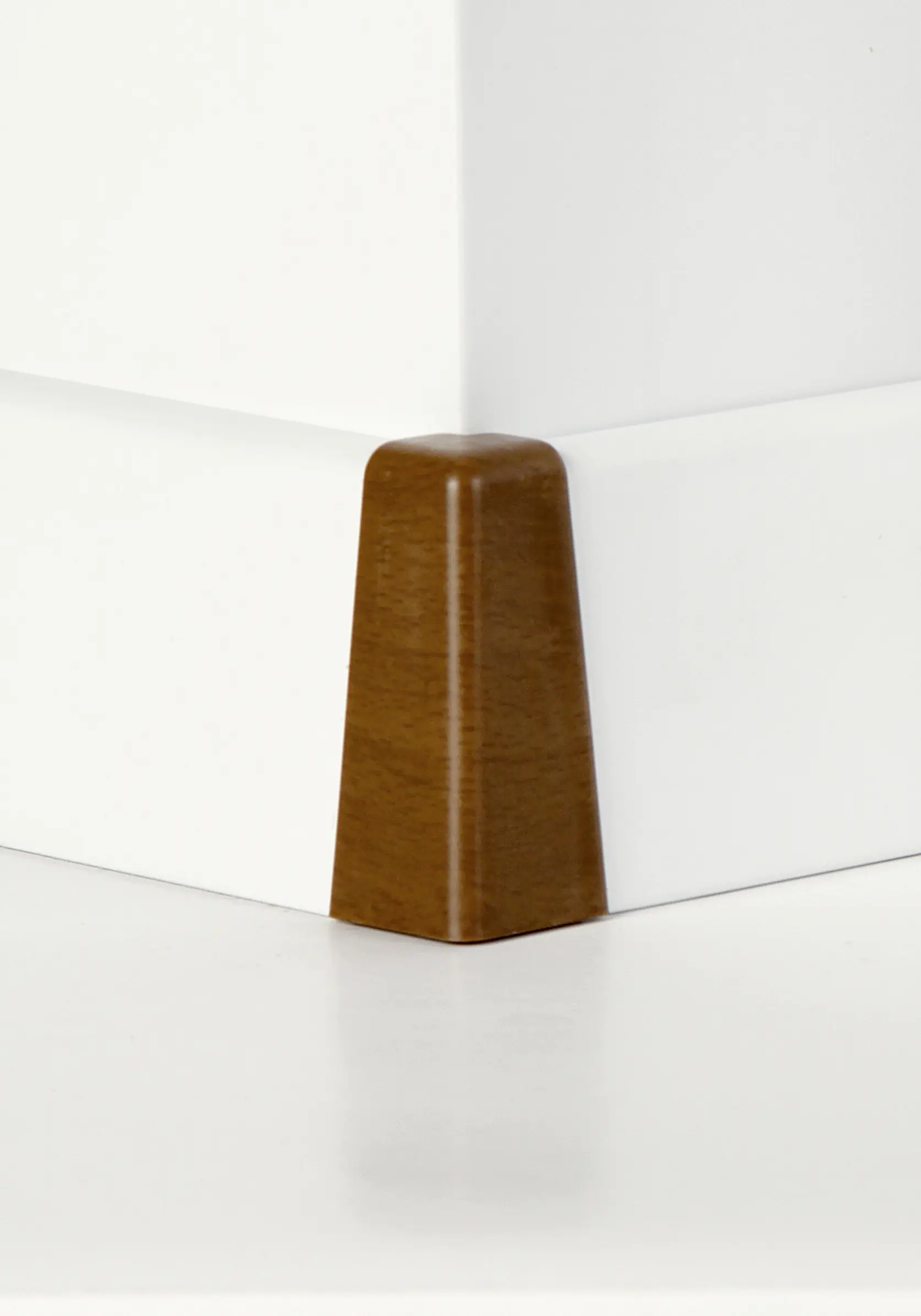 Classen Außenecke Plus für Laminatleiste 58 x 19 mm mocca Eiche Holzpore