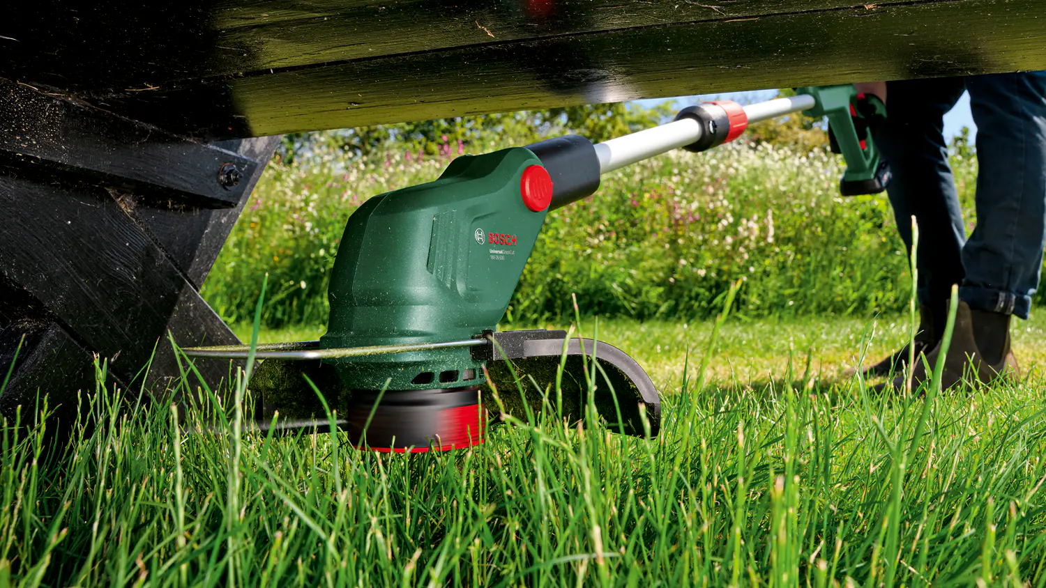 Bosch Akku-Rasentrimmer UniversalGrassCut 18V-23 Solo inkl. 2 Spulen 23 cm Schnittkreis