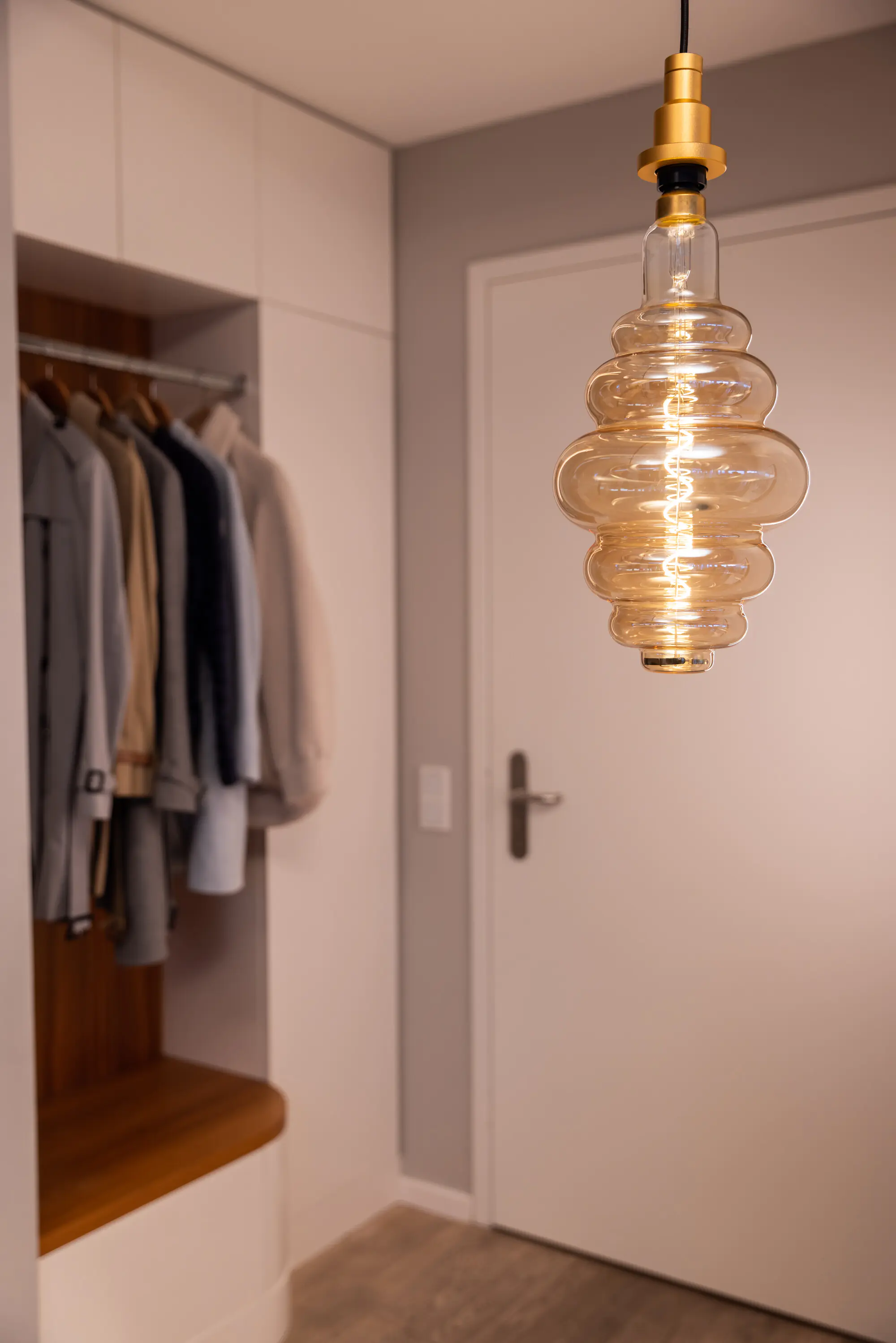 Osram LED Dekoleuchtmittel Nest E27 4,8 W warmweiß amber