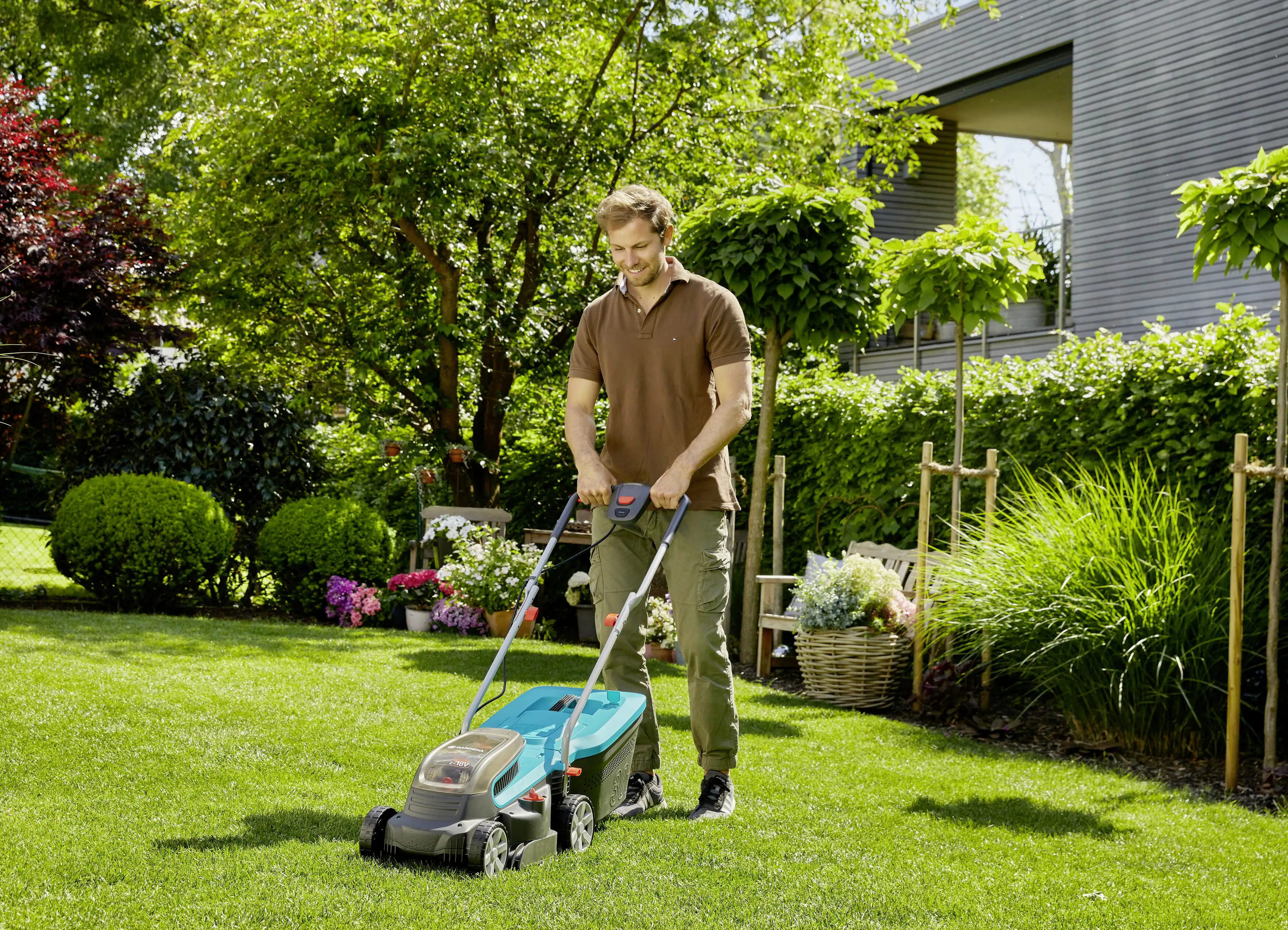 Gardena Akku-Rasenmäher PowerMax 32/36V P4A Ready-To-Use Set