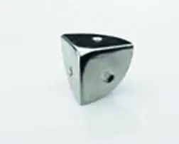 Hettich Kistenecke 28 x 28 x 28 mm vermessingt - 1 Stück Hettich Kistenecke 28 x 28 x 28 mm vermessingt - 1 Stück