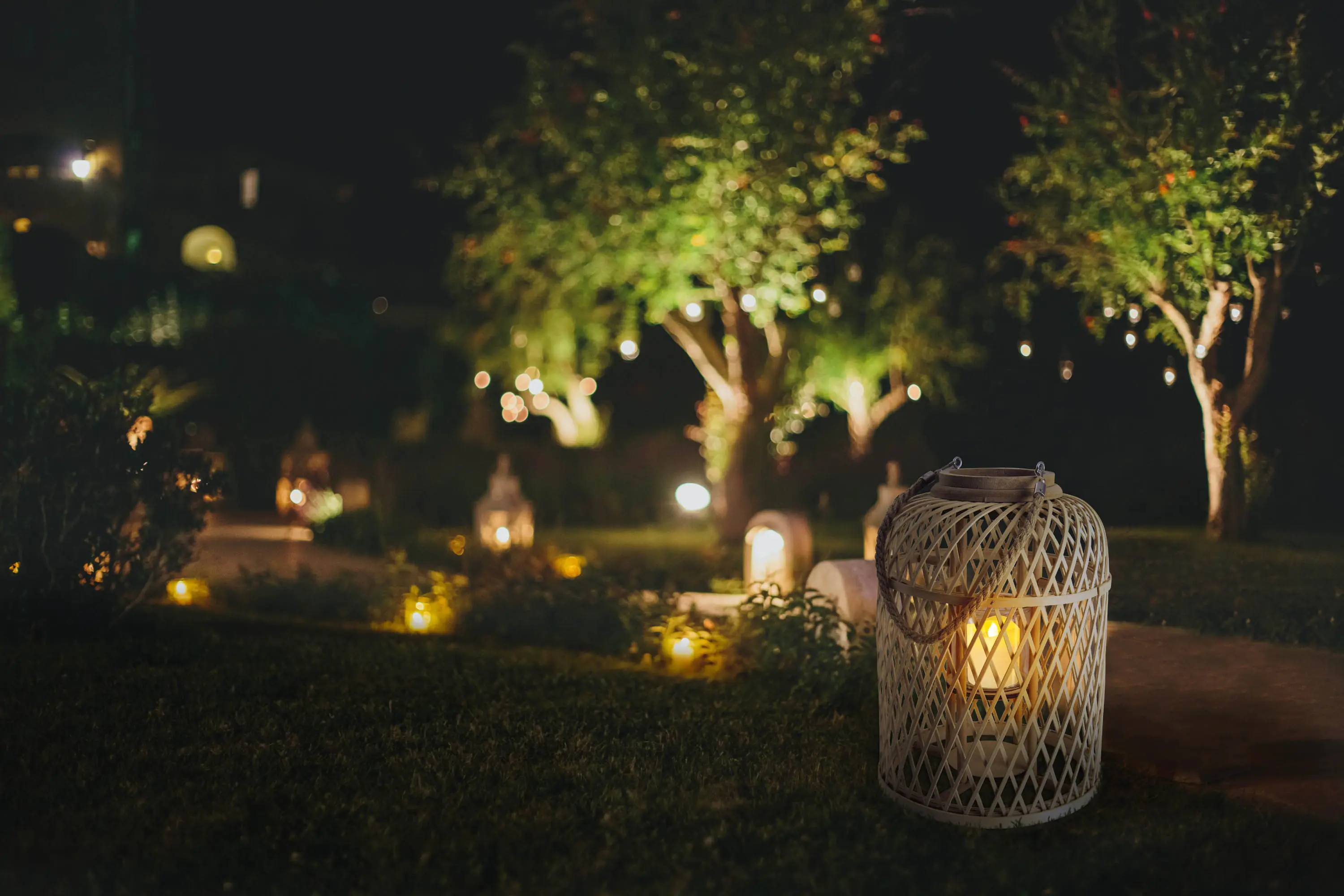 Light & More LED Dekoleuchte Korb mit Kerze mit Flammeneffekt 38 x 27 cm