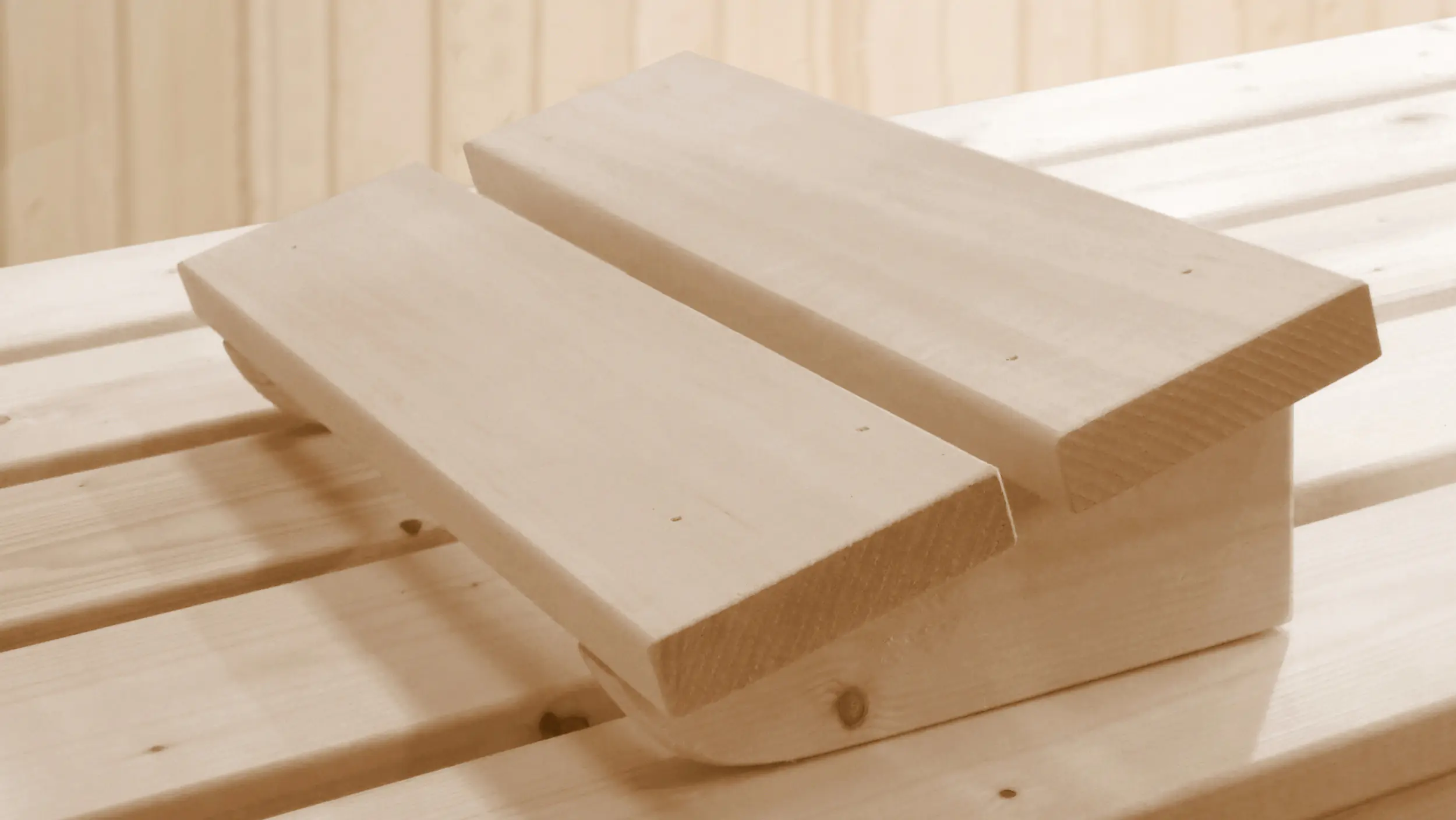 Weka Massivholz-Eck-Sauna Kemi Eck mit Glastür Weka Massivholz-Eck-Sauna Kemi Eck mit Glastür