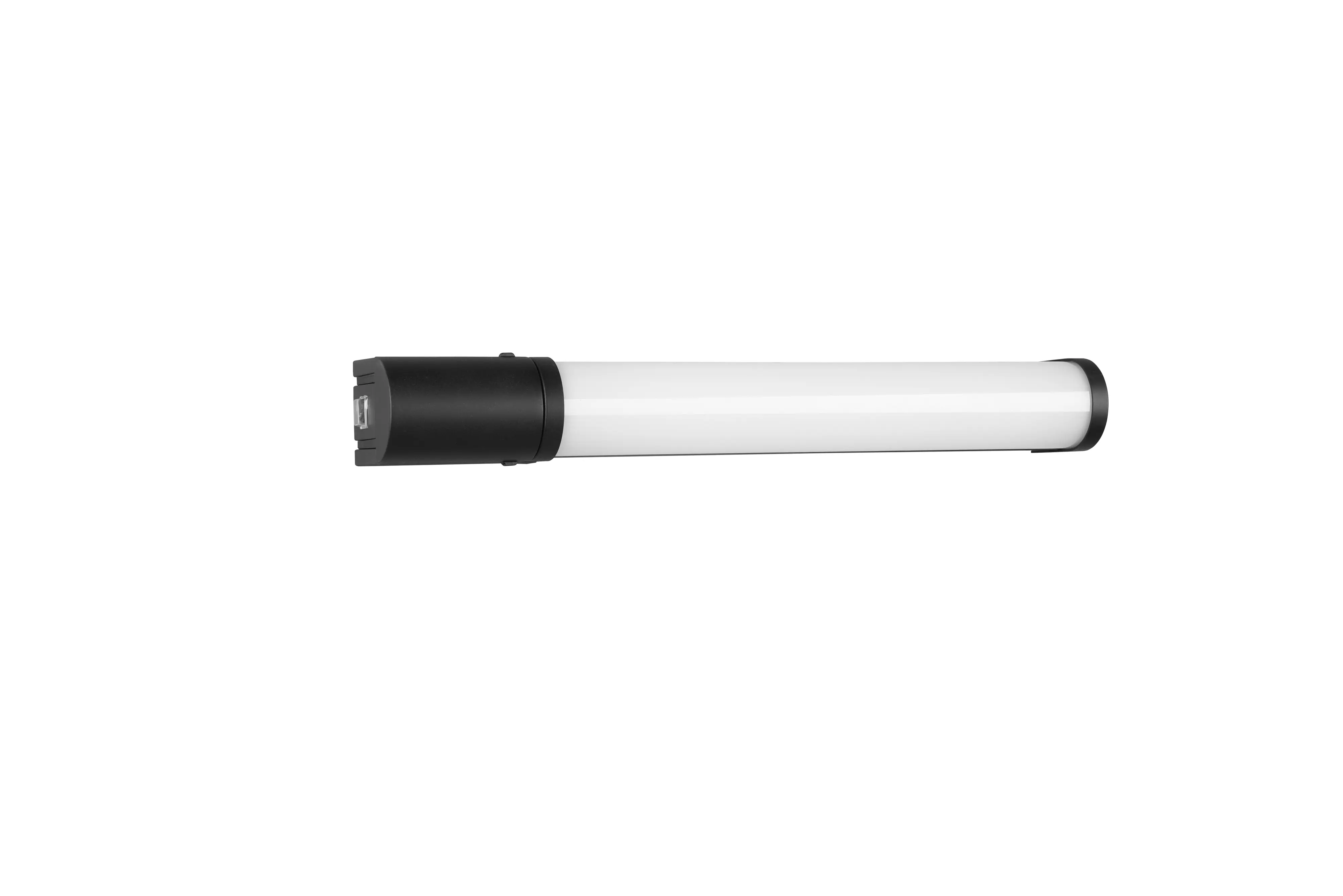 Trio LED-Wandleuchte Piera schwarz matt Steckdose warmweiß