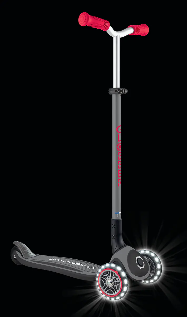 Globber Scooter für Kinder mit Leuchtrollen Master Lights schwarz/rot
