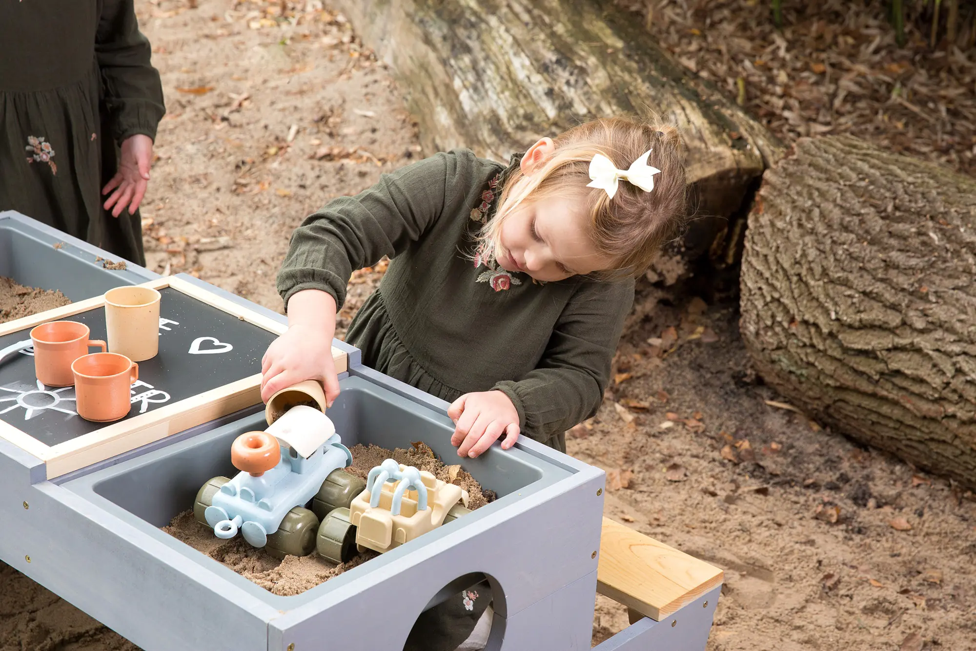 Muddy Buddy Outdoor Spieltisch Creator 100 x 90 x 50 cm