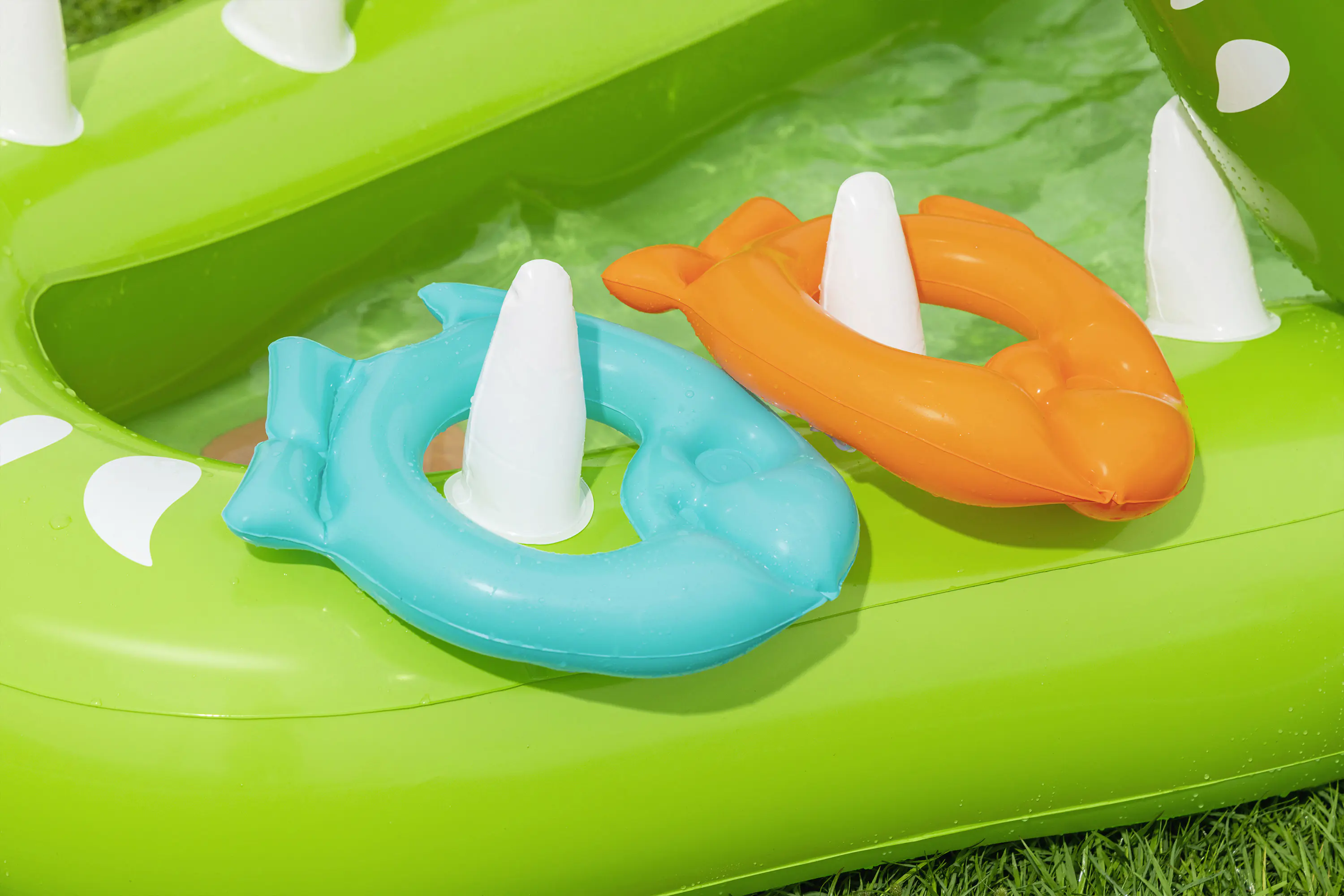 Bestway Wasserspielcenter im Krokodil-Motiv 234 x 163 x 87 cm grün