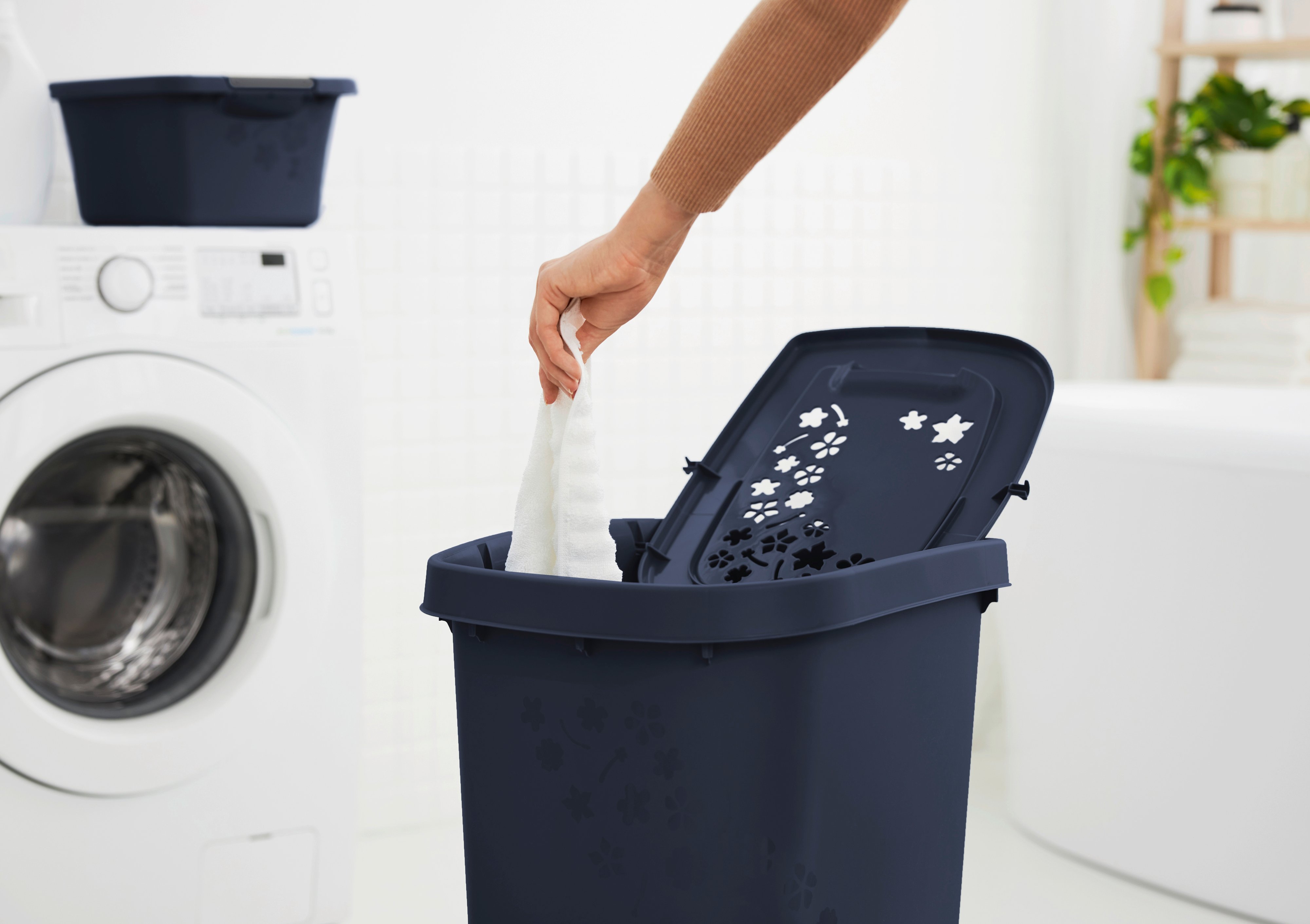 Rotho Wäschesammler Flowers, 55 l midnight blau