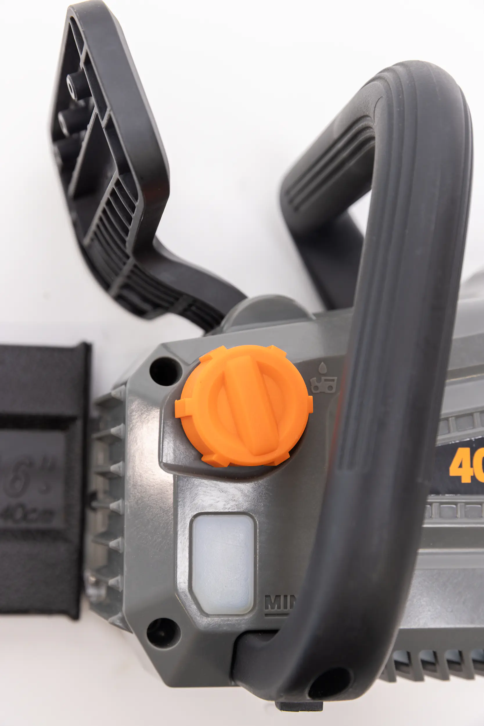 Primaster Akku-Kettensäge PAKS 40V inkl. 2 Ketten Schwertlänge 40,5 cm  Primaster Akku-Kettensäge PAKS 40V inkl. 2 Ketten Schwertlänge 40,5 cm