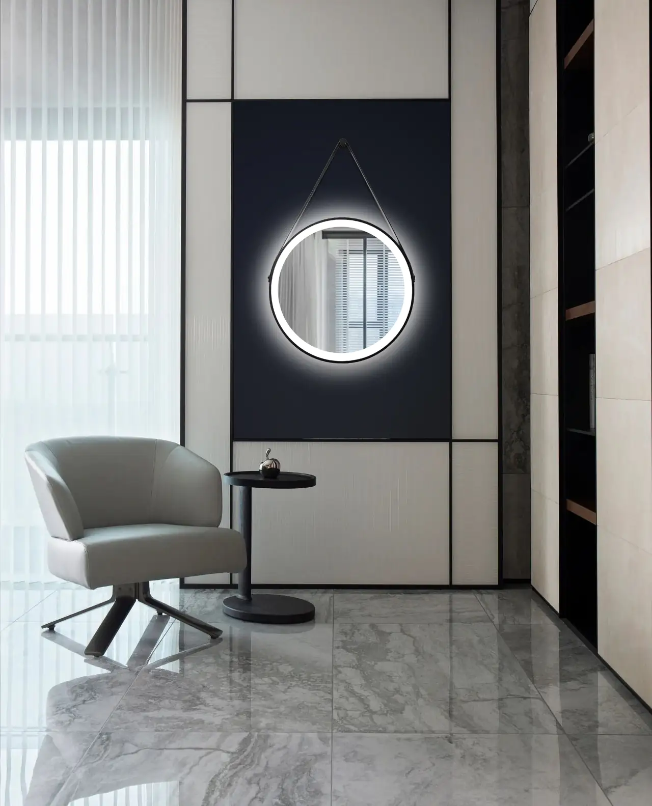 DSK LED Lichtspiegel Black Verano Ø55 cm, außen schwarz und innen gold