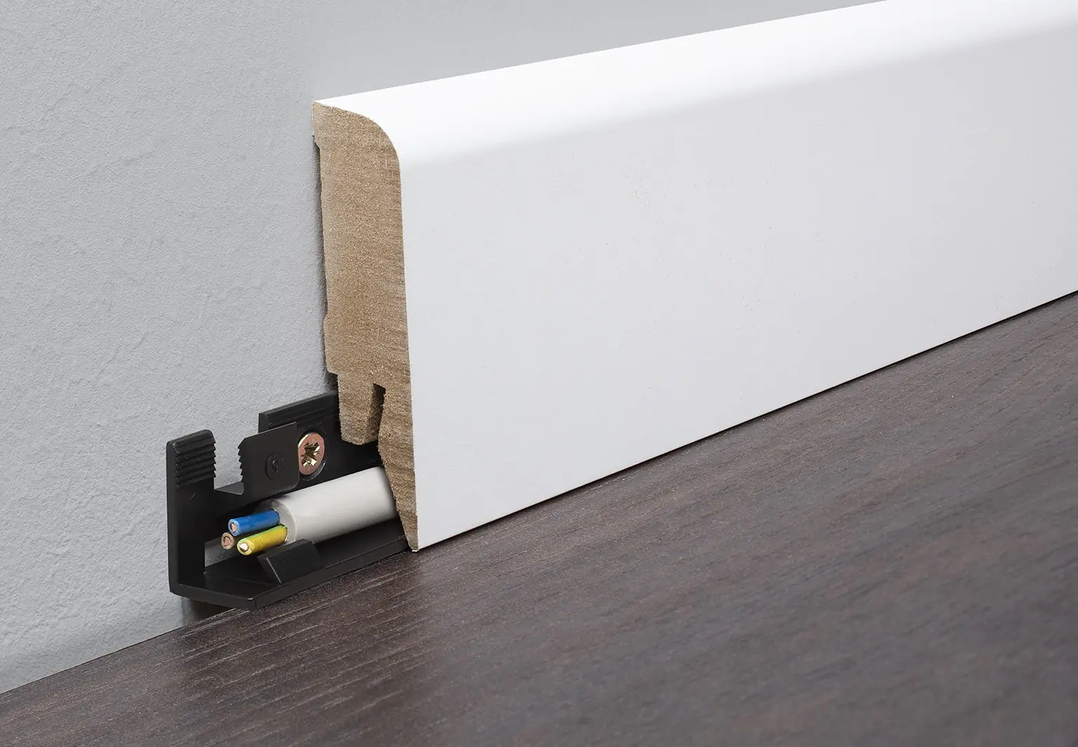 Kronoflooring Fußleiste 260 cm 70 x 17 mm Uni weiß gerundet Kronoflooring Fußleiste 260 cm 70 x 17 mm Uni weiß gerundet