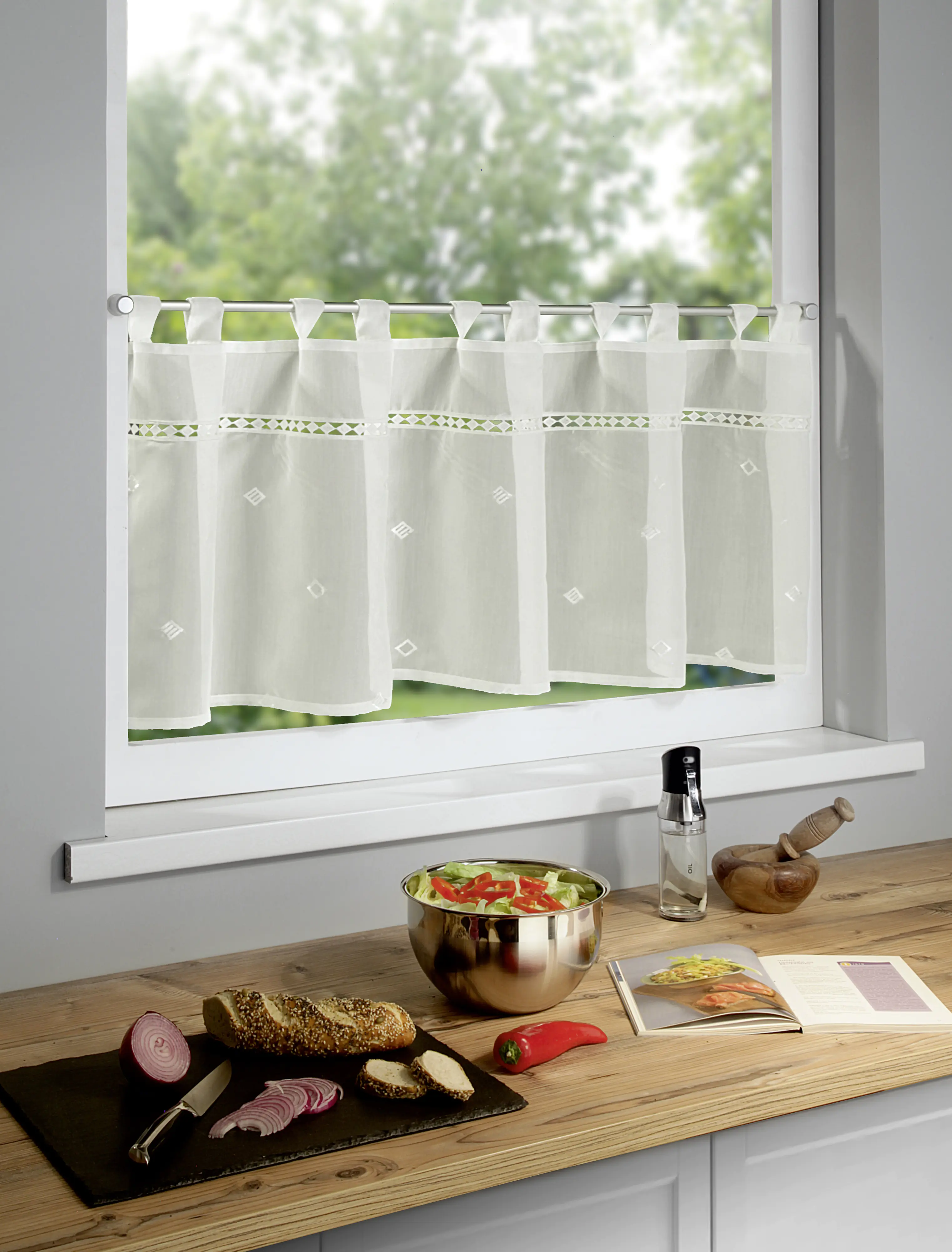 Sehlbach Schlaufenpanneau Rautenstickerei mit Spitzenborte natur 135 x 45 cm