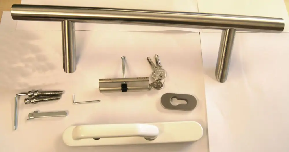 Alpertec Stoßgriff-Set - 8.5 x 50.0 x 3.0 cm