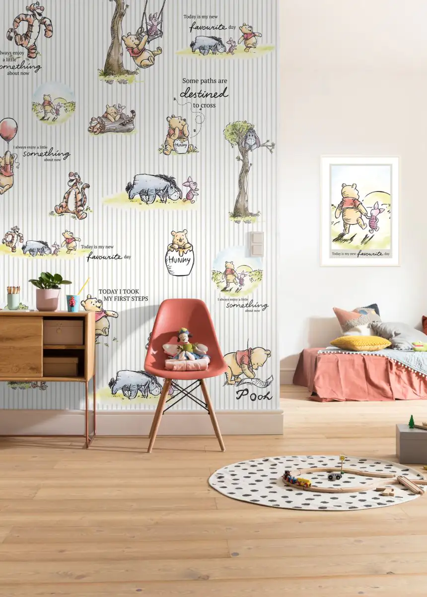 4055065510069_1 Komar Vlies Fototapete Winnie Pooh Stripes 200 x 280 cm