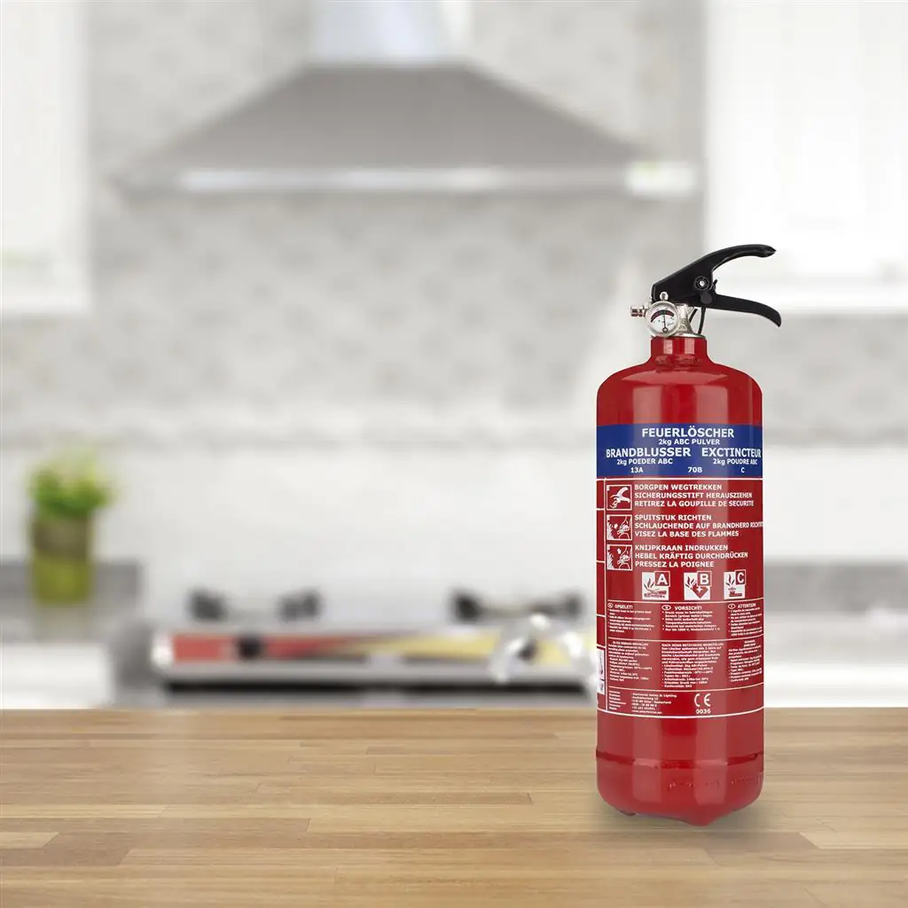 Smartwares Feuerlöscher BB2 2 kg - für ABC Brände, mit Halterung Manometer Smartwares Feuerlöscher BB2 2 kg - für ABC Brände, mit Halterung Manometer