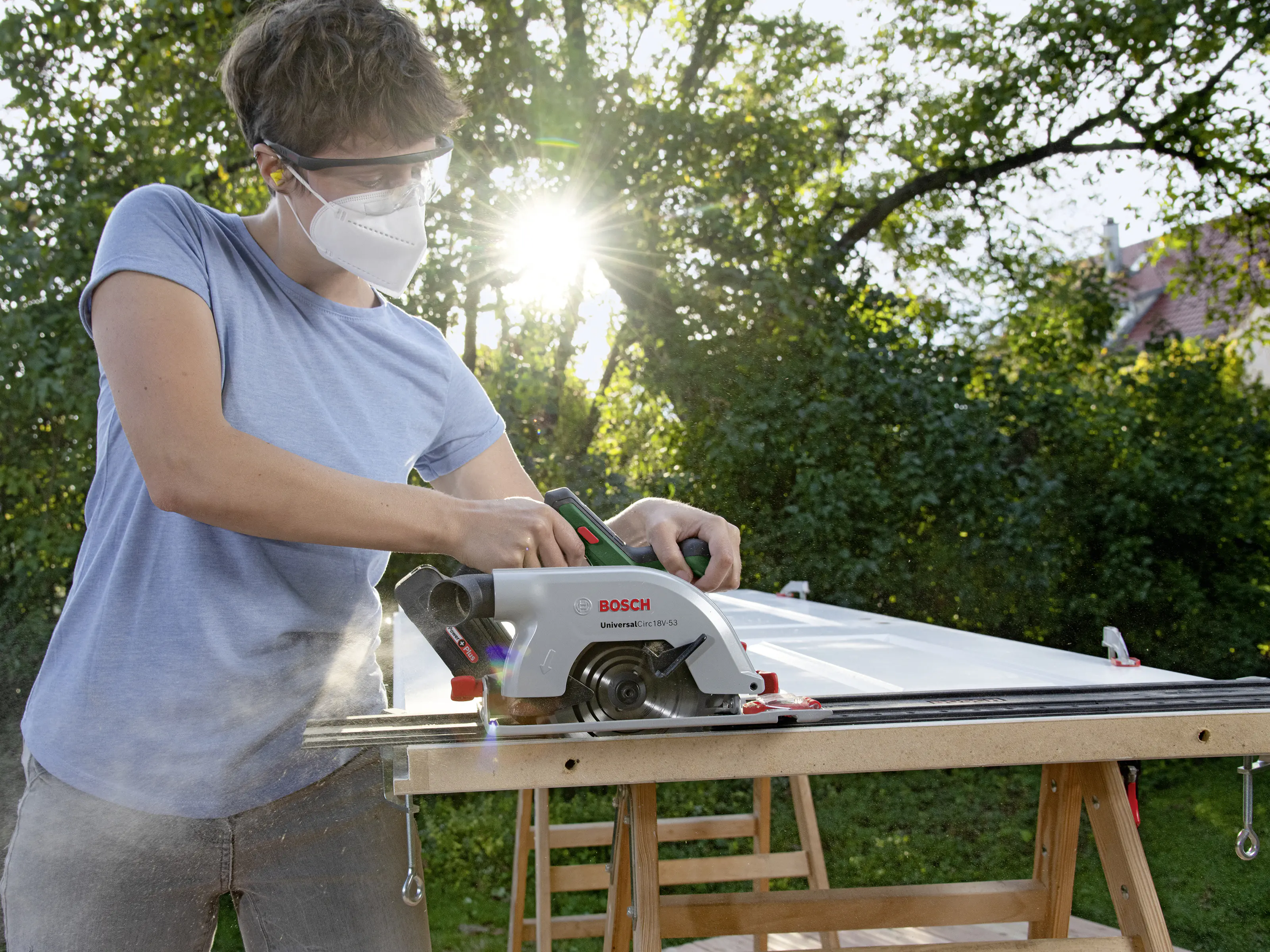 Bosch Akku-Kreissäge UniversalCirc 18V-53 Solo