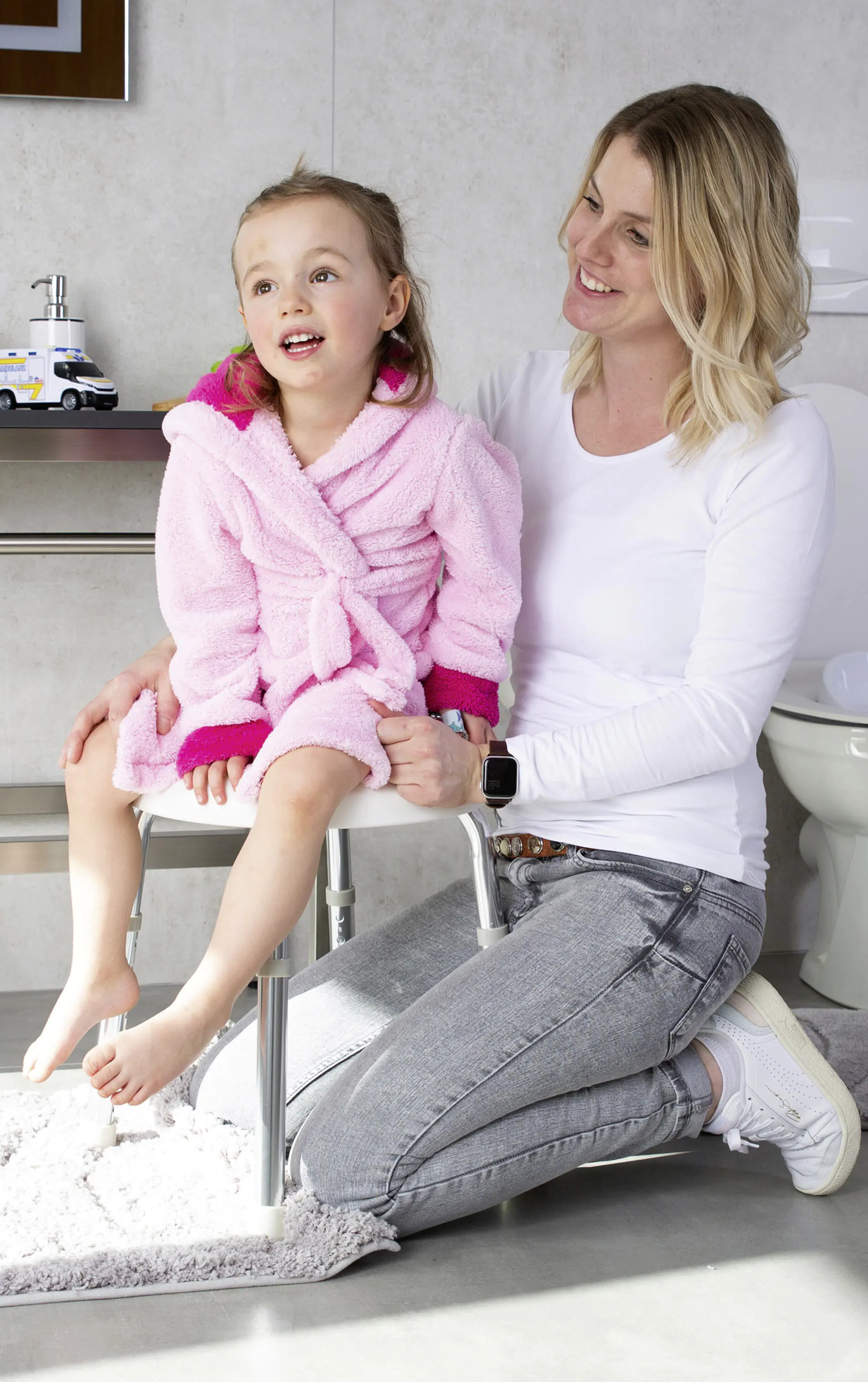 Ridder Bad-Hocker Go, weiß, höhenverstellbar, Aluminium / PE / TPR