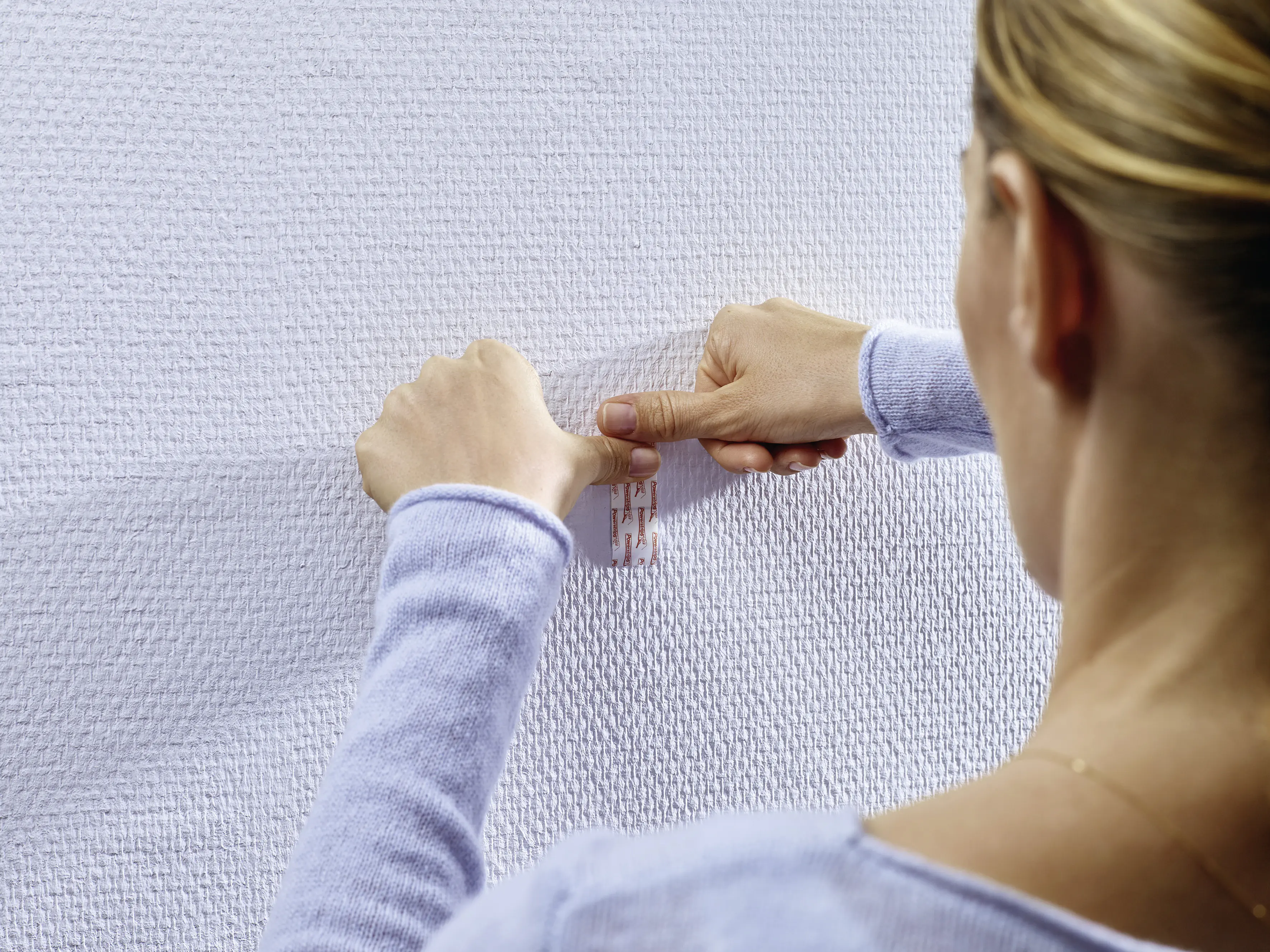 tesa Klebenagel Traglast 1 kg, 4 Stück