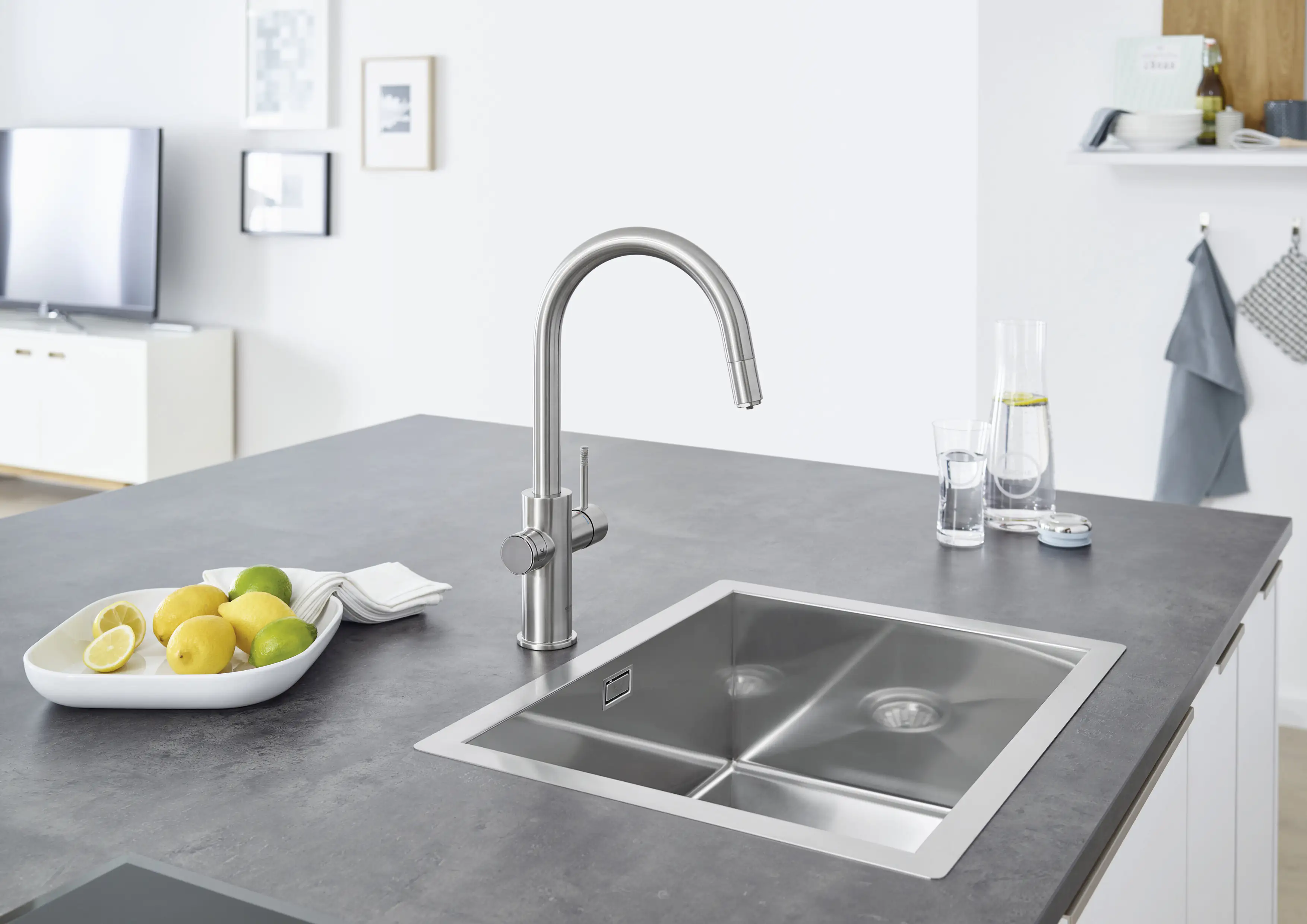 Grohe Blue Home C-Auslauf Starter Kit mit herausziehbarem Mousseurauslauf supersteel