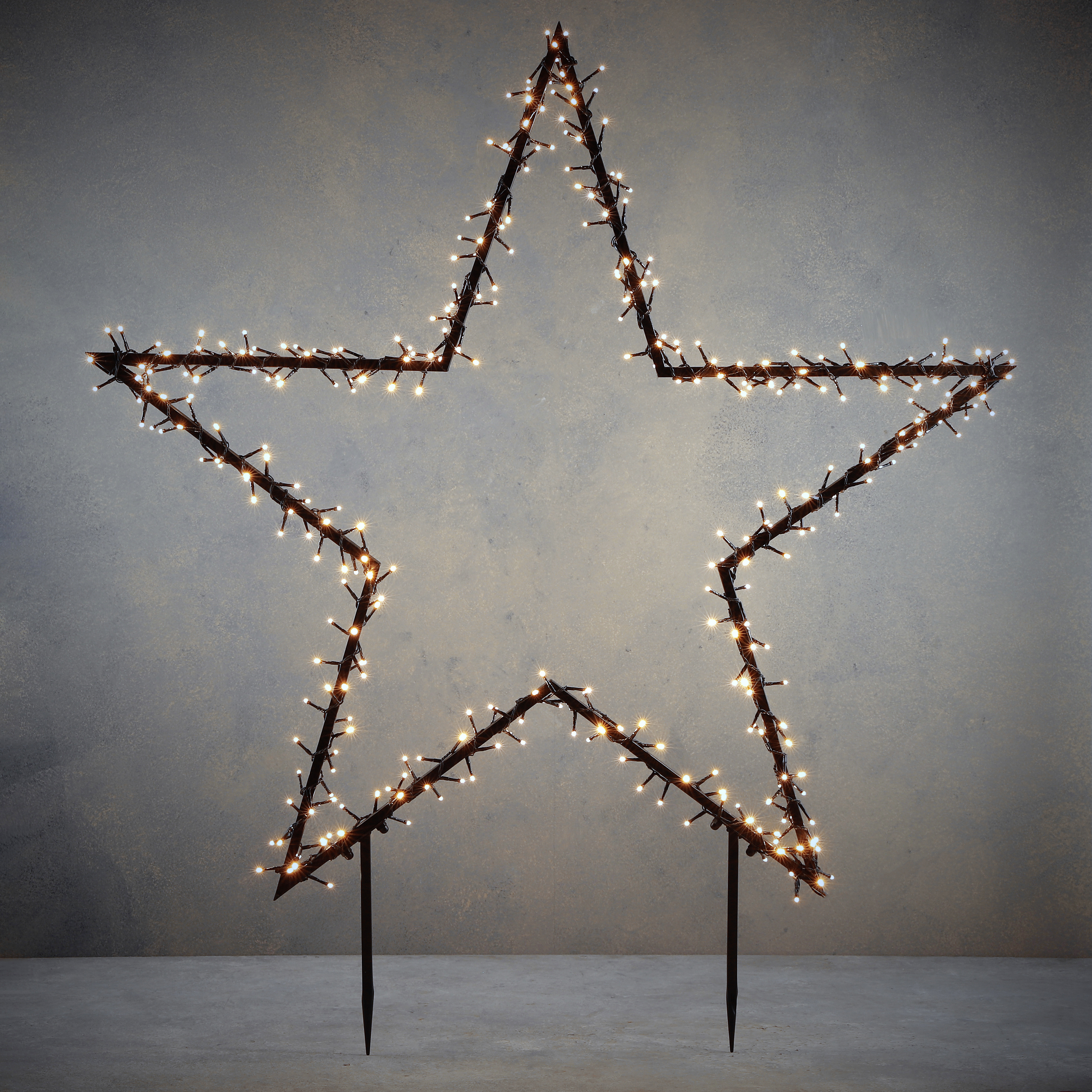 Luca Lighting Gartenstecker Stern beleuchtet 350 LED 121 x 135 cm