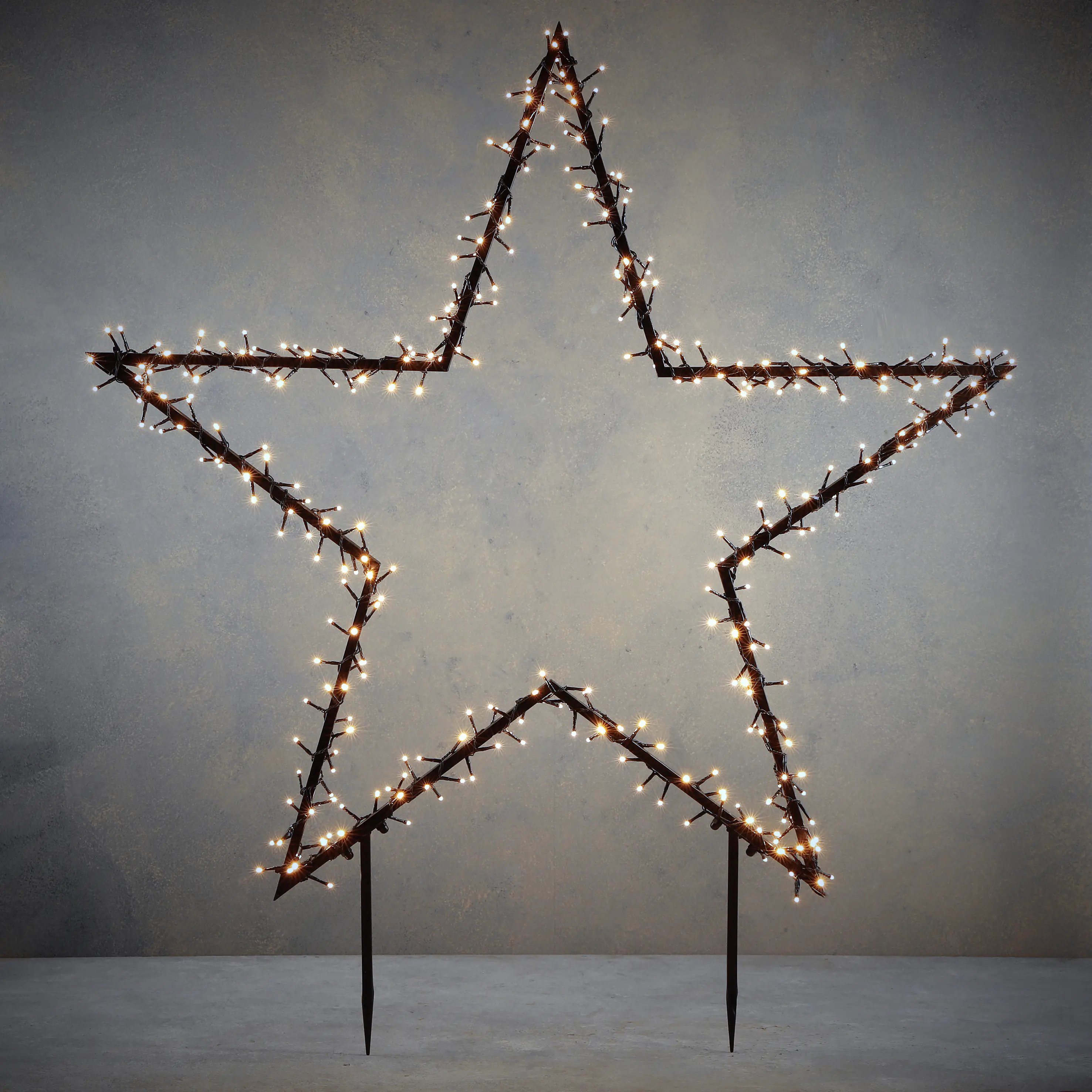 Luca Lighting Gartenstecker Stern beleuchtet 350 LED 121 x 135 cm