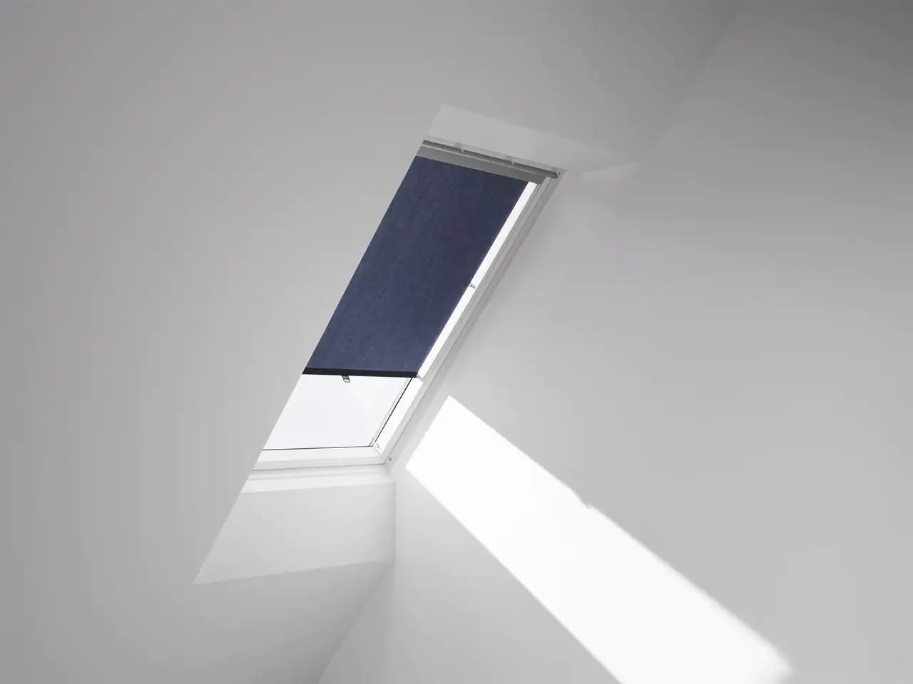 VELUX Rollo H-Krallen RHL MK00 9050 dunkelblau