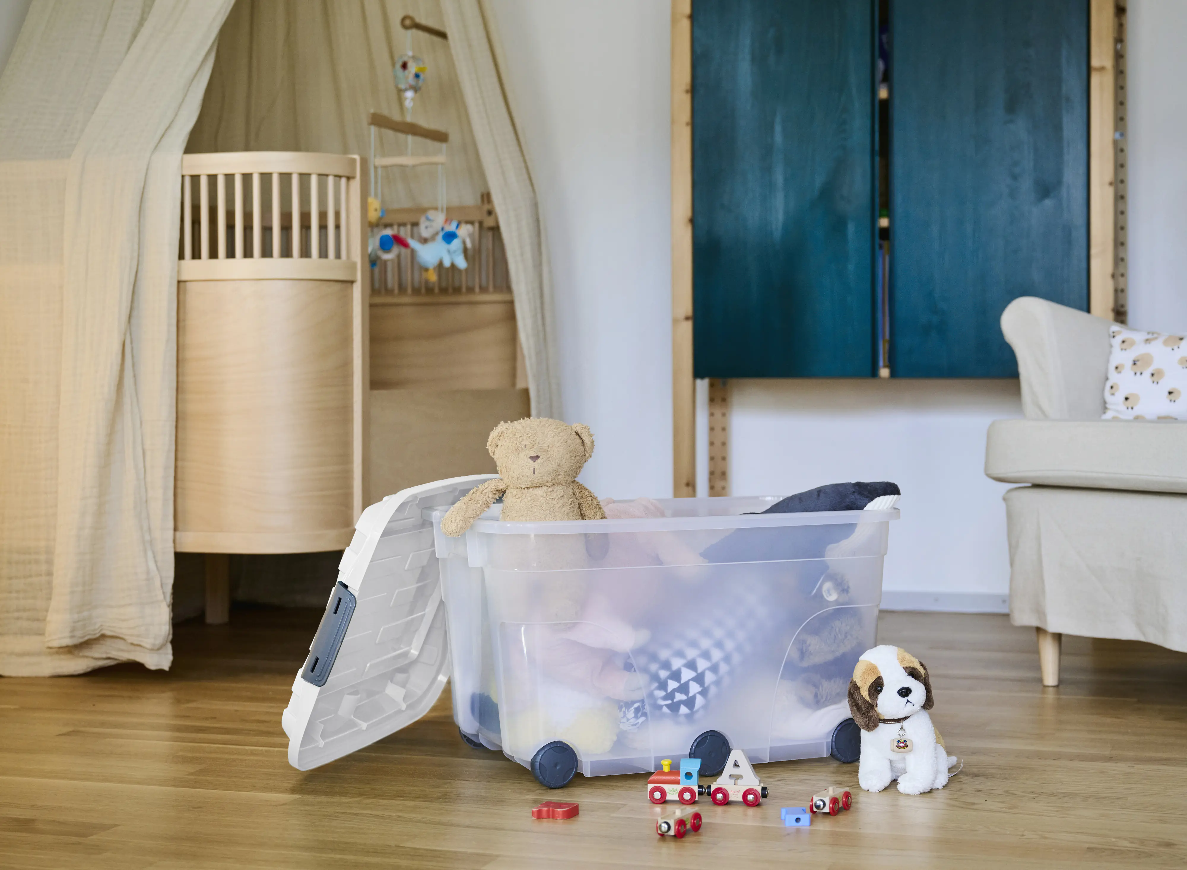 Rotho Aufbewahrungsbox mit Deckel 59,5 x 40 x 37 cm mistletoe