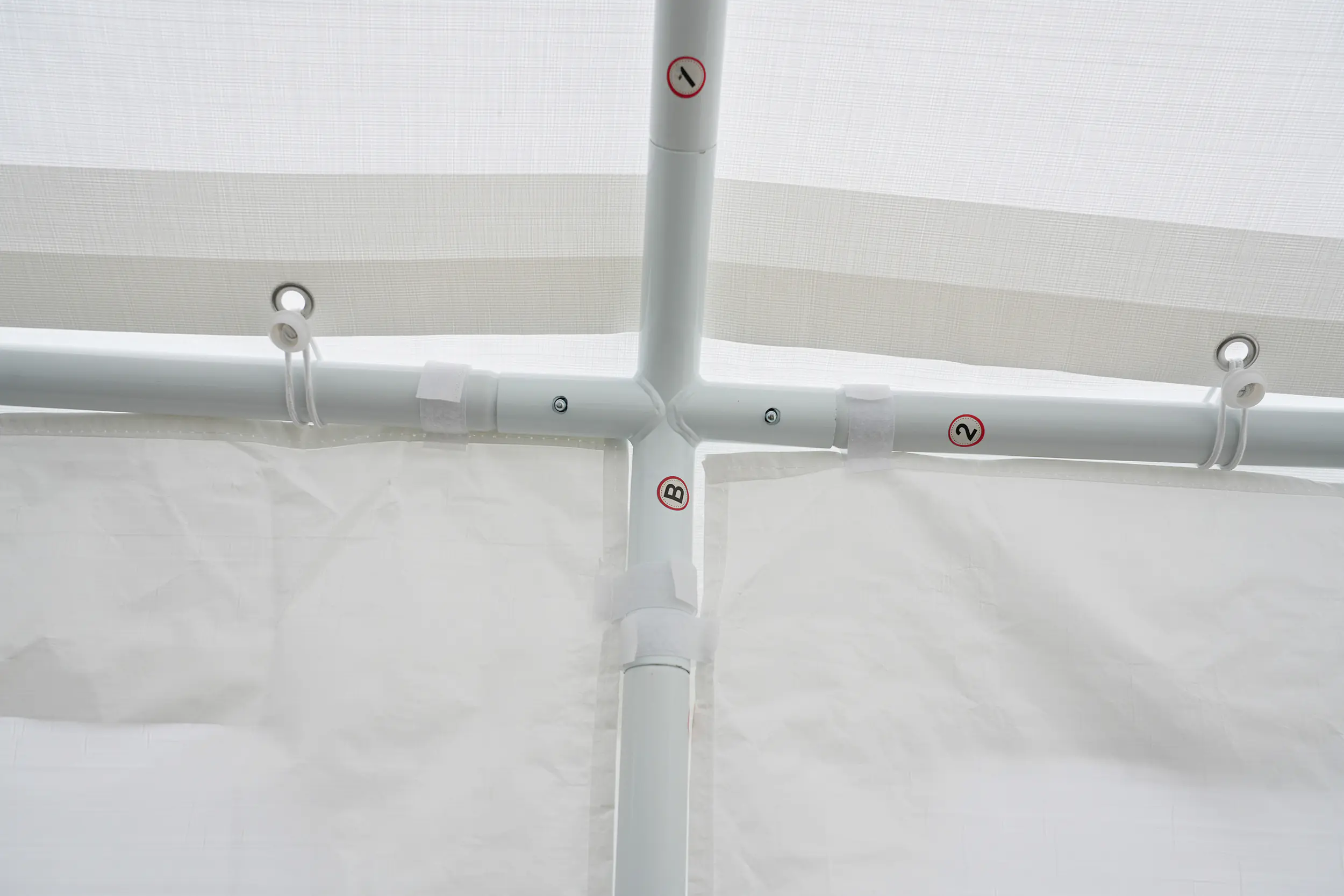 Primaster Großraumzelt 600 x 300 cm inkl. 2 Giebelseitenteilen weiß 