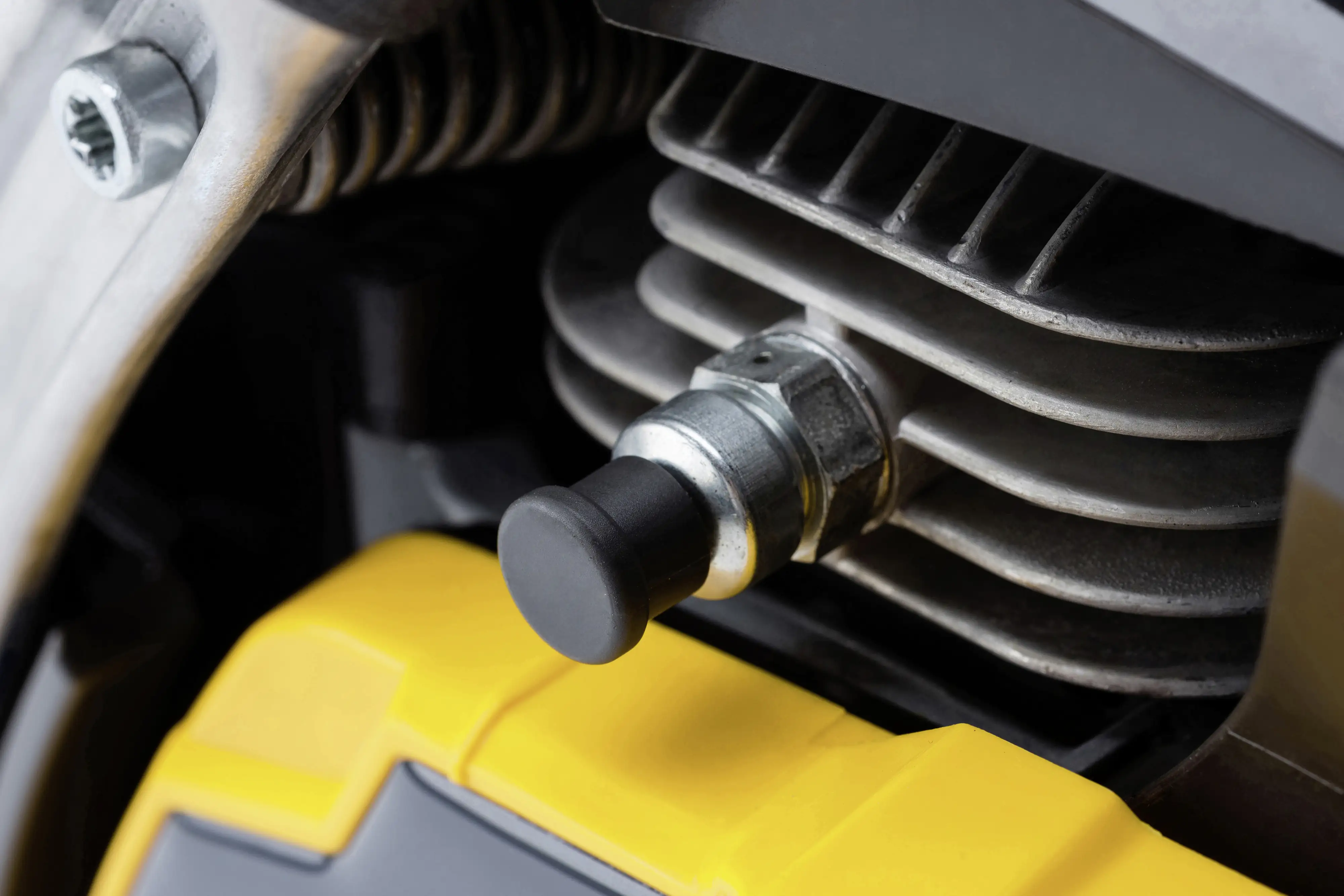 Stiga Benzin Kettensäge CS 755 2,3 kW, 45 cm Schwertlänge