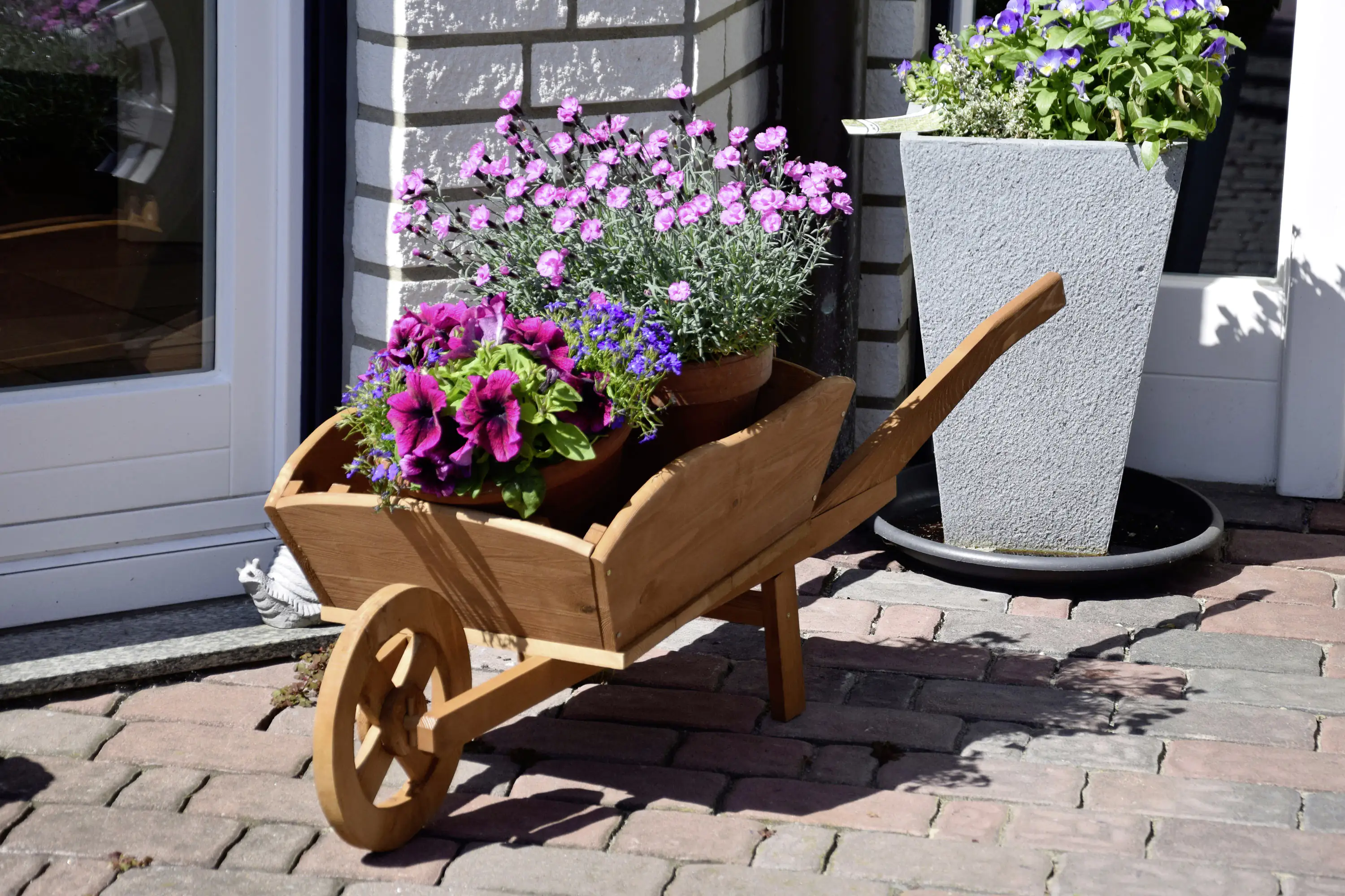 4055894290958_3169683 Dobar Große Pflanzschubkarre braun 130 x 40 x 40 cm