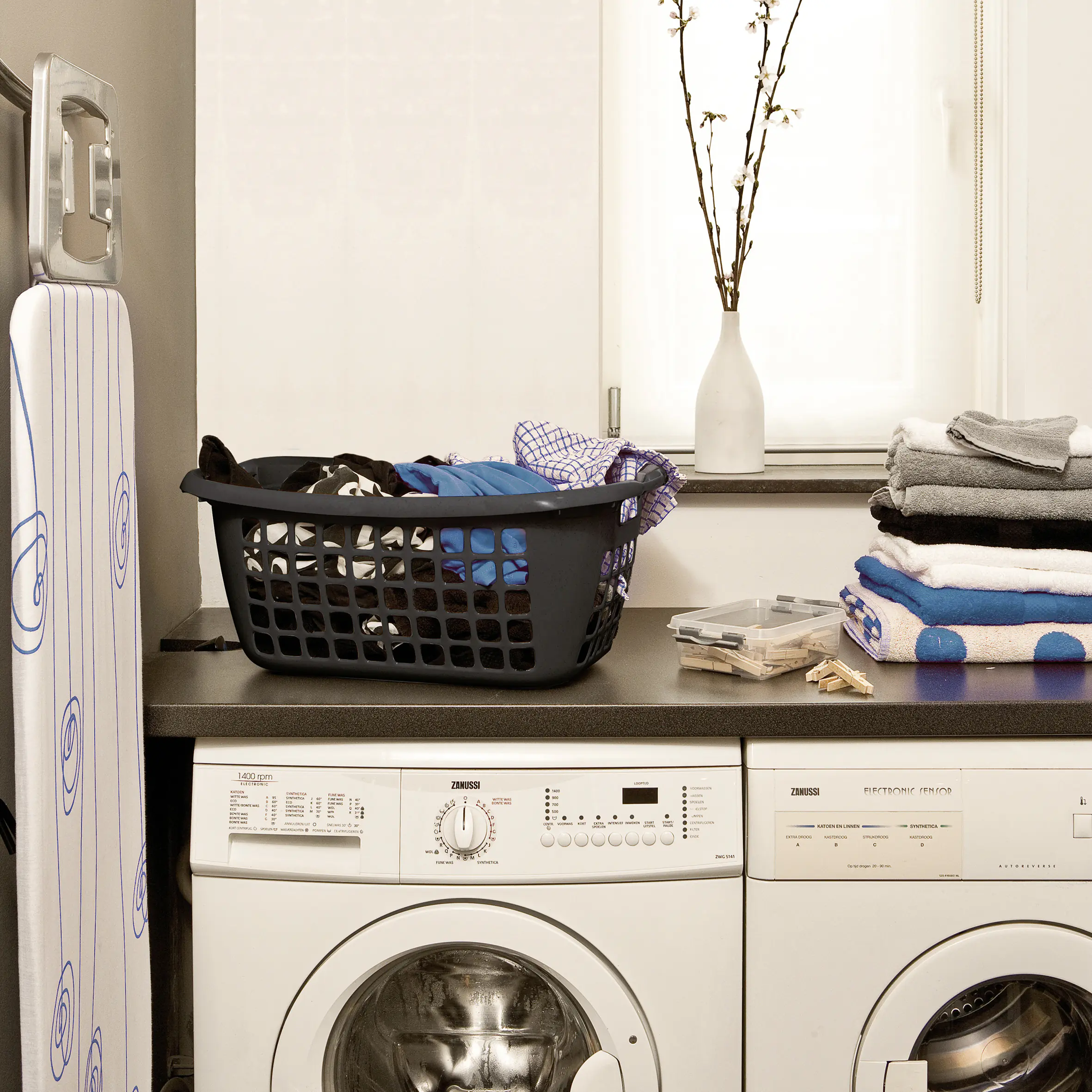 Sunware Wäschekorb Basic 79 L schwarz Sunware Wäschekorb Basic 79 L schwarz