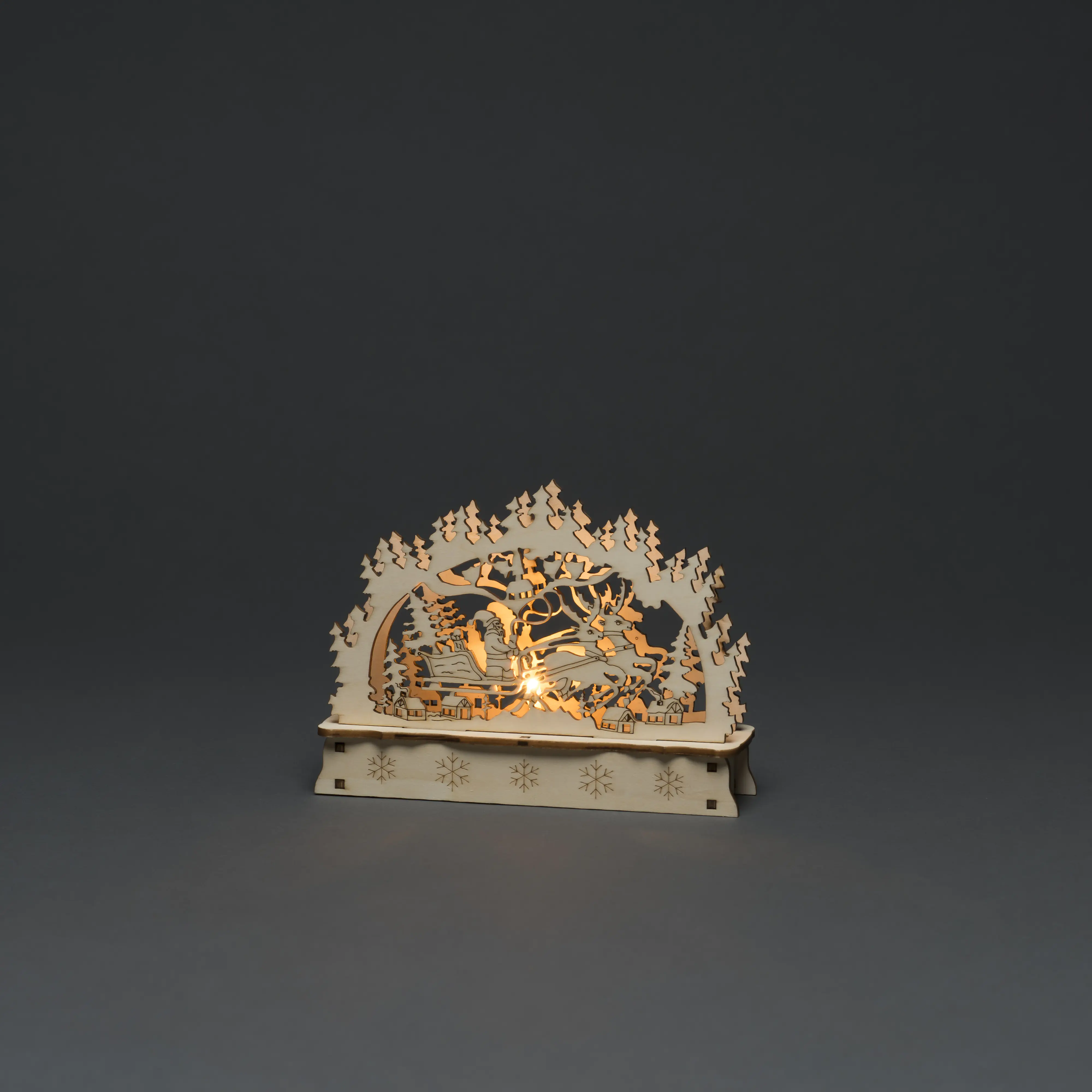 Konstsmide LED Holzsilhouette mit Weihnachtsmann im Schlitten Innen 1 warmweiße Diode