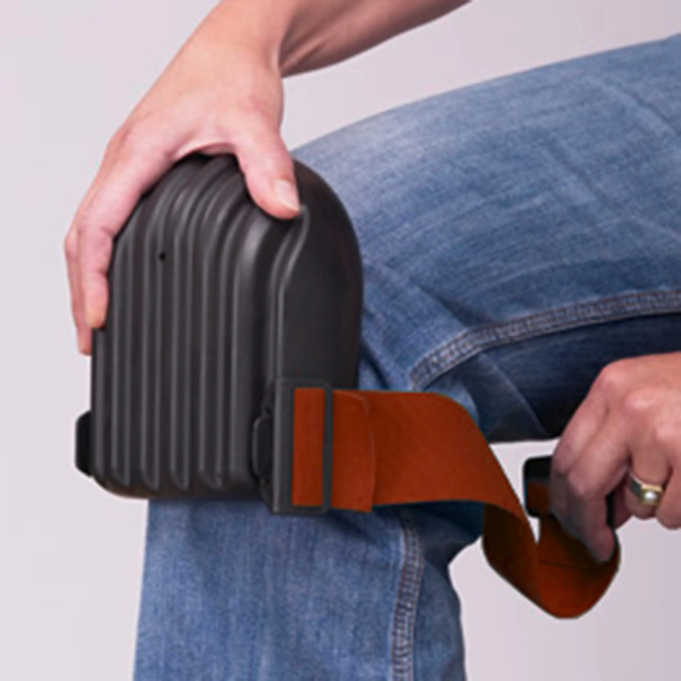 Knieschützer-Paar geschäumt