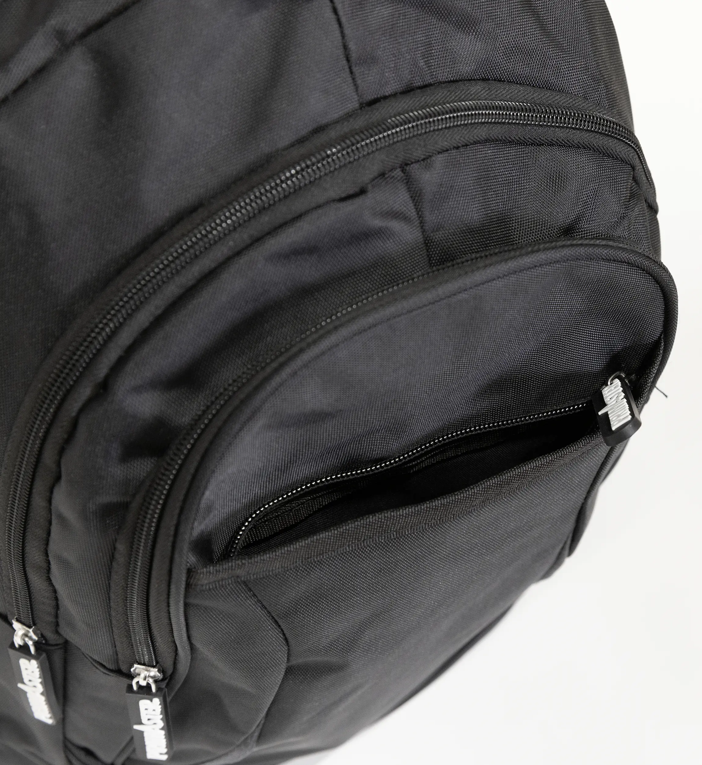 Primaster Rucksack schwarz-grau, 32 x 46 x 18 cm (B x H x T) Primaster Rucksack schwarz-grau, 32 x 46 x 18 cm (B x H x T)