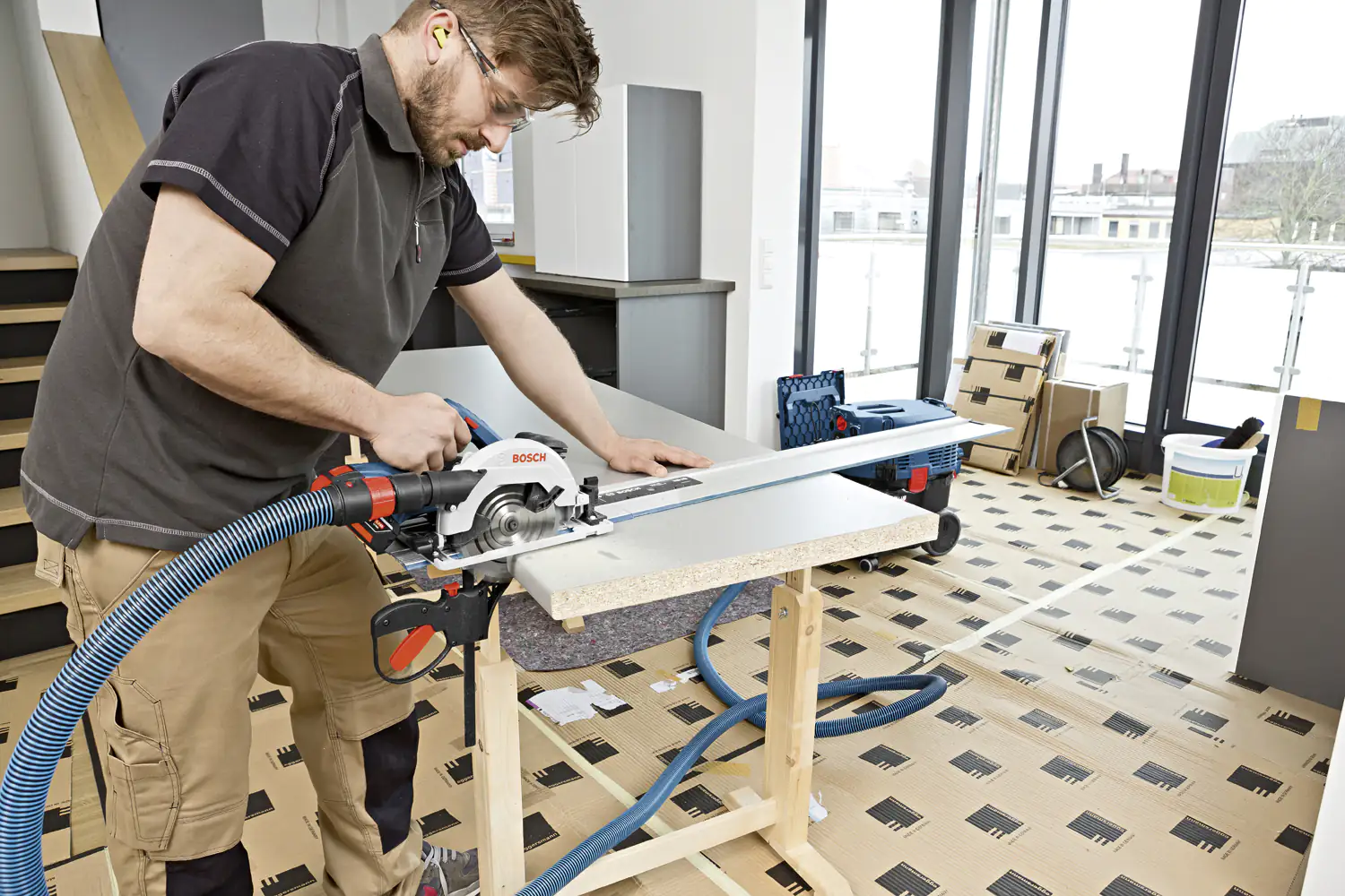 Bosch Professional Akku-Kreissäge GKS 18V-57 G Solo in L-BOXX