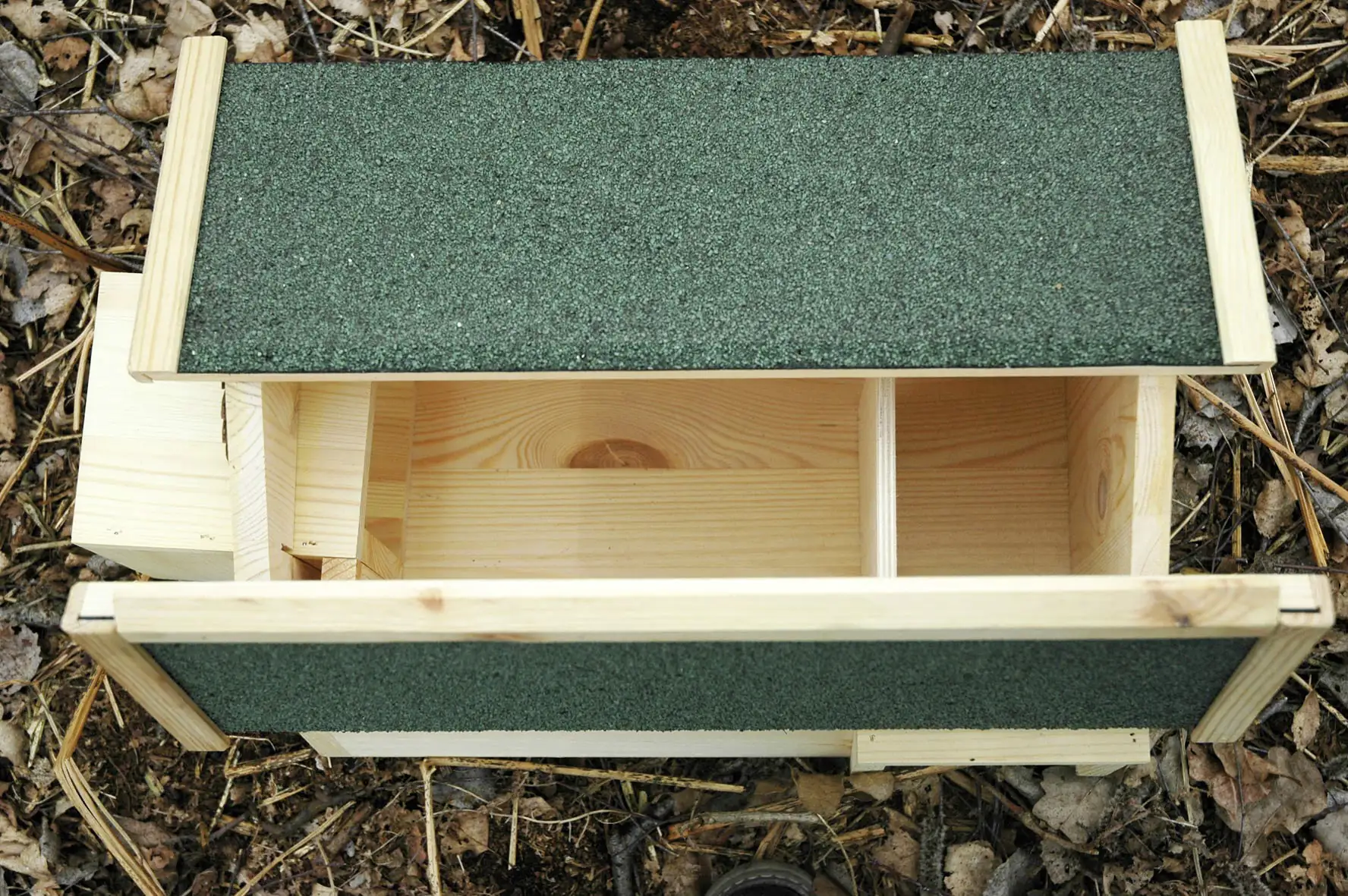 Dobar Igelhaus "Mecki" mit zwei Eingängen 54 x 35 x 26 cm