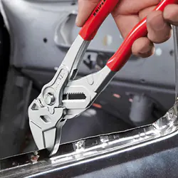 Knipex Zangenschlüssel vernickelt Mehrkomponenten-Hülle Knipex Zangenschlüssel vernickelt Mehrkomponenten-Hülle