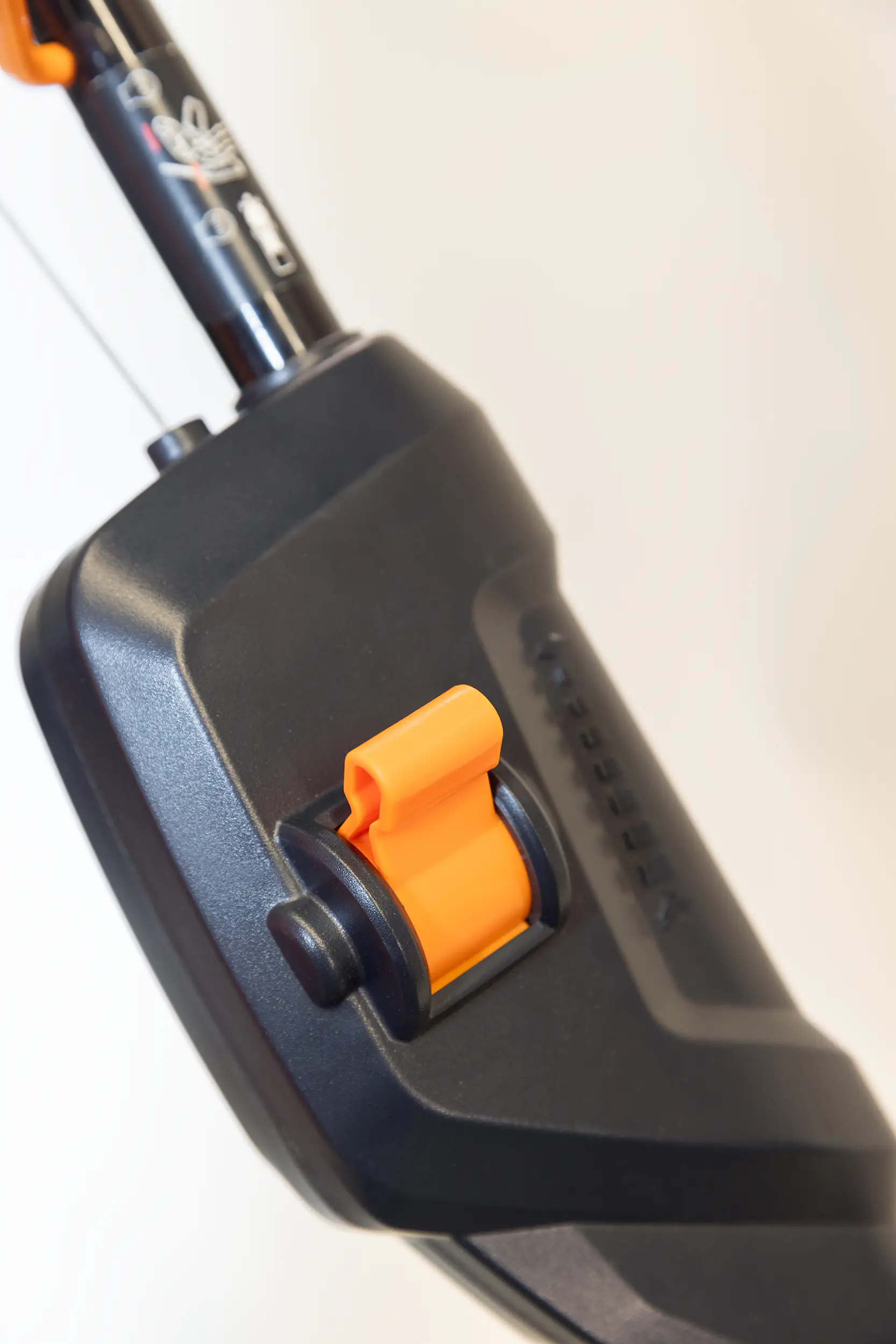 Primaster Akku-Rasenmäher PARM 4046VS 40V 46 cm Schnittbreite Primaster Akku-Rasenmäher PARM 4046VS 40V 46 cm Schnittbreite