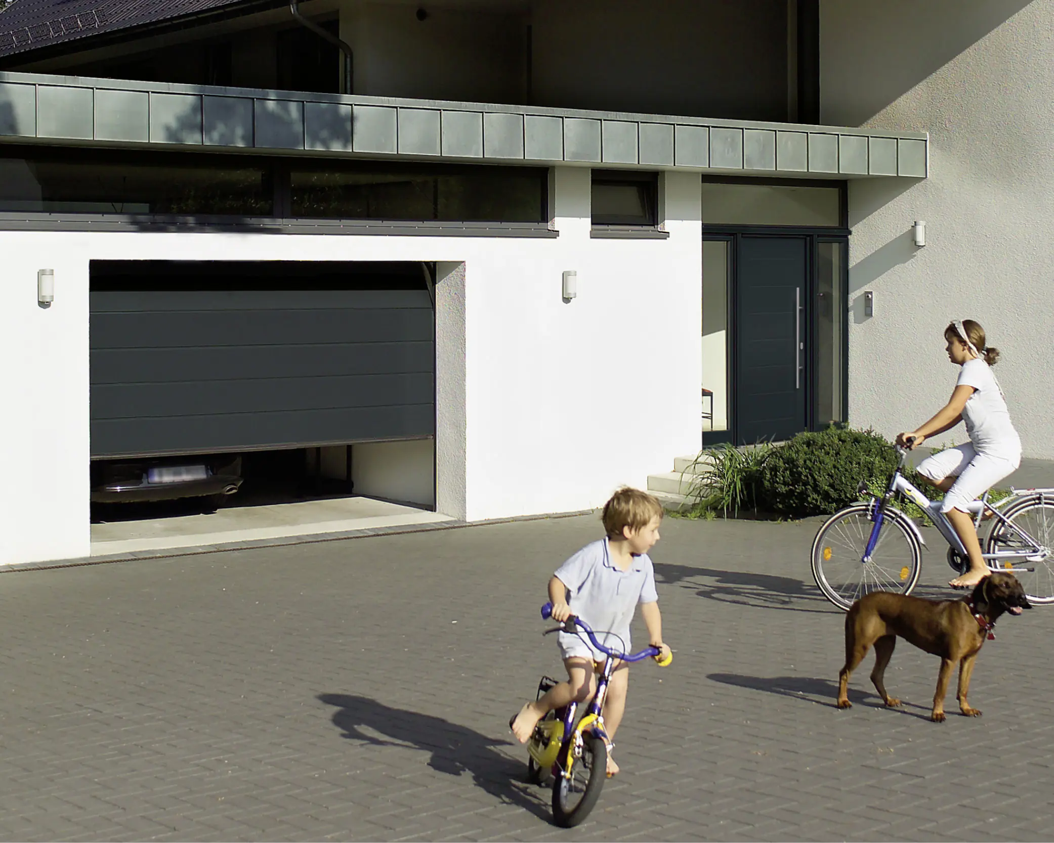 EcoStarMatic Garagen-Sektionaltor 237,5 x 200 cm anthrazitgrau Inkl. Torantrieb Liftronic 700