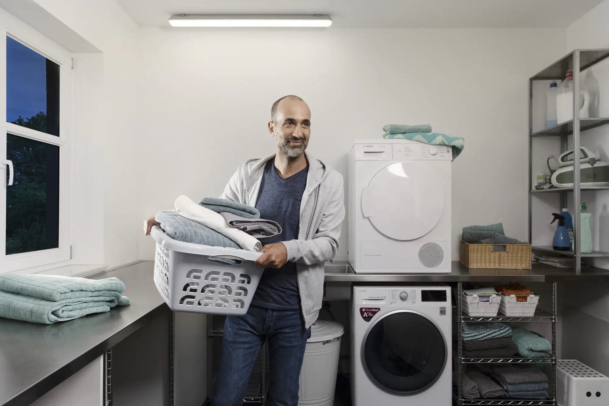 Ledvance LED-Feuchtraumleuchte Essential 1x 7 Watt, 60 cm, grau, 1-flammig