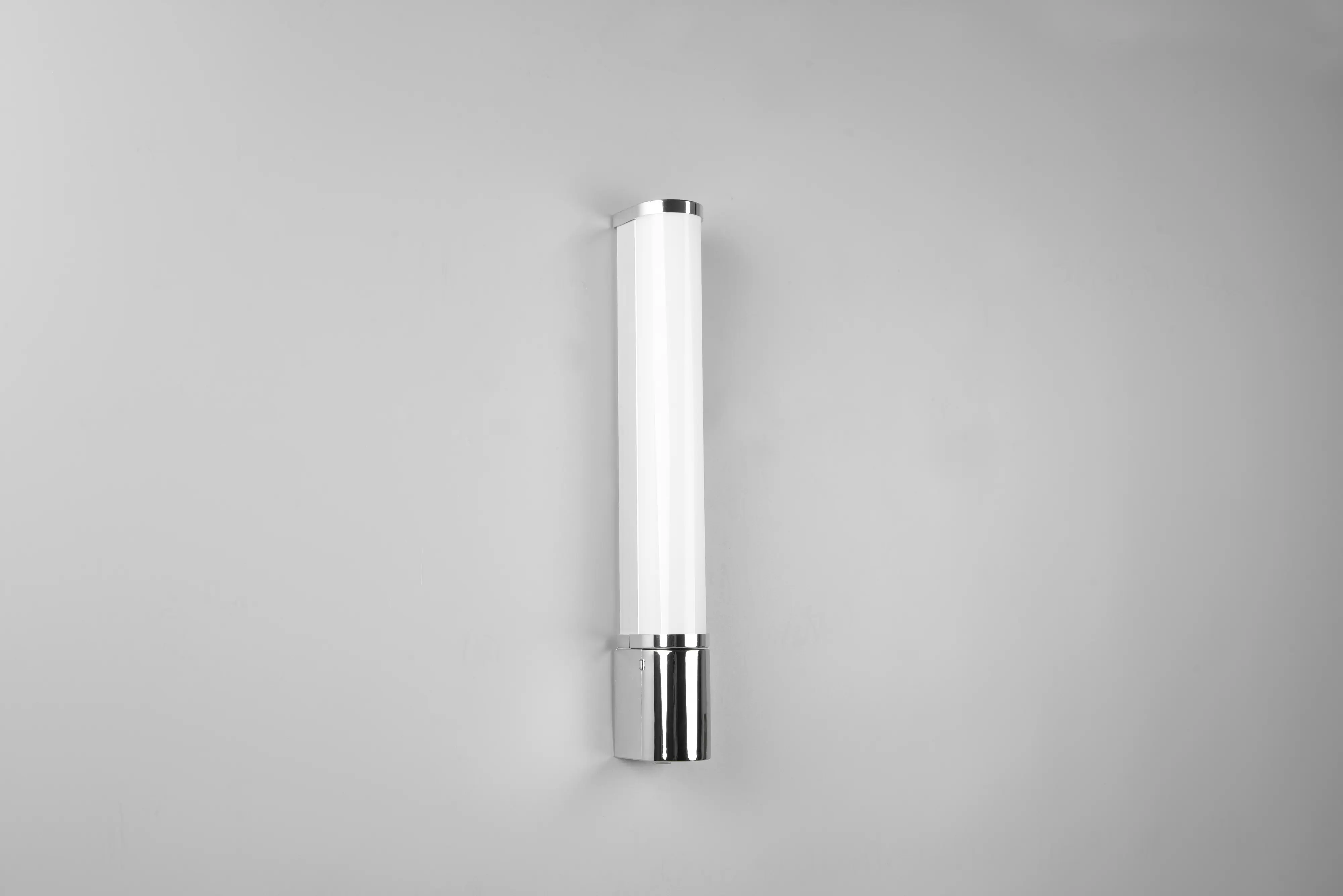 Trio Wandleuchte Piera für innen chrom warmweiß