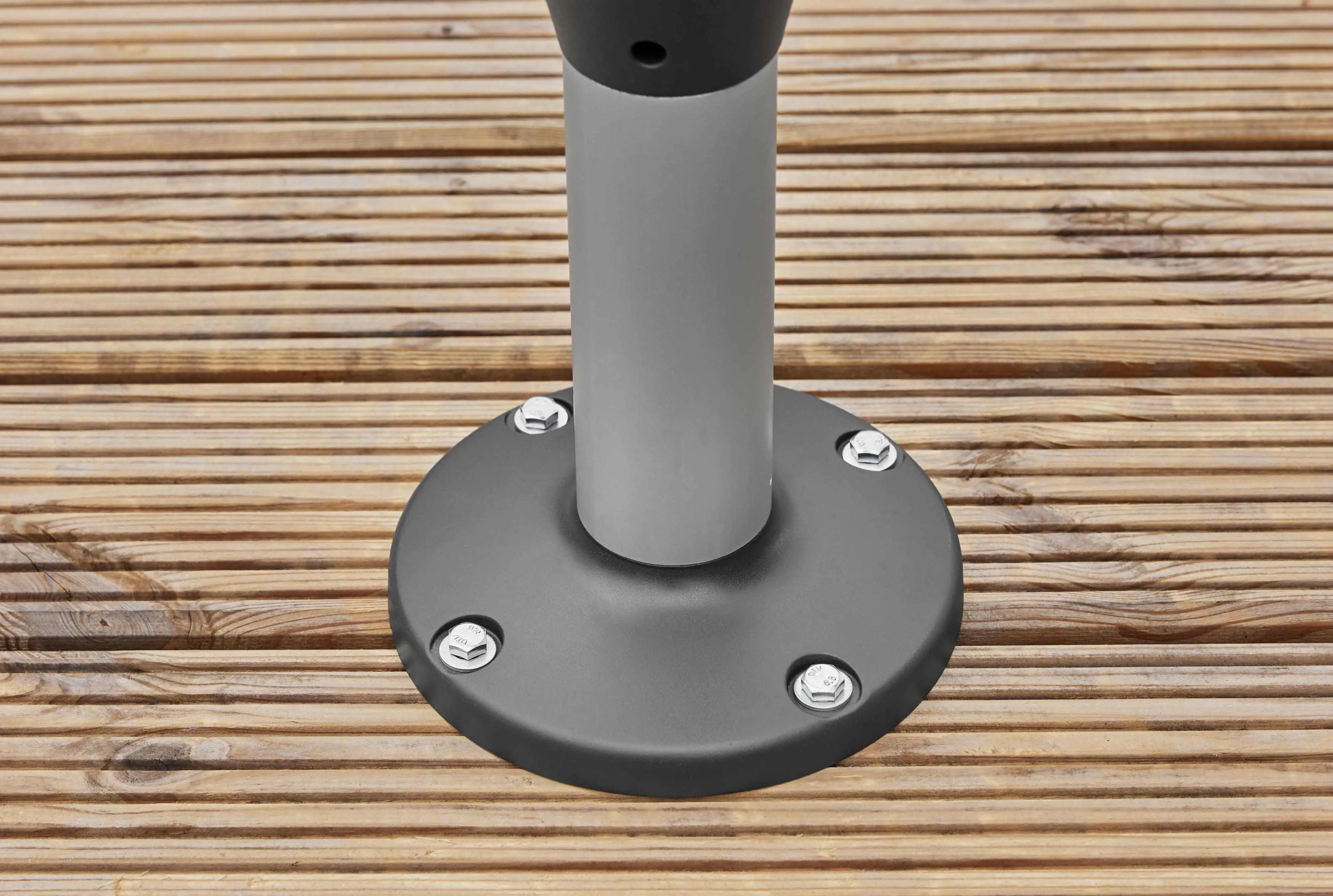 Gardena Terrassen-Schlauchbox RollUp M mit 20 m Schlauch automatisches Aufrollen