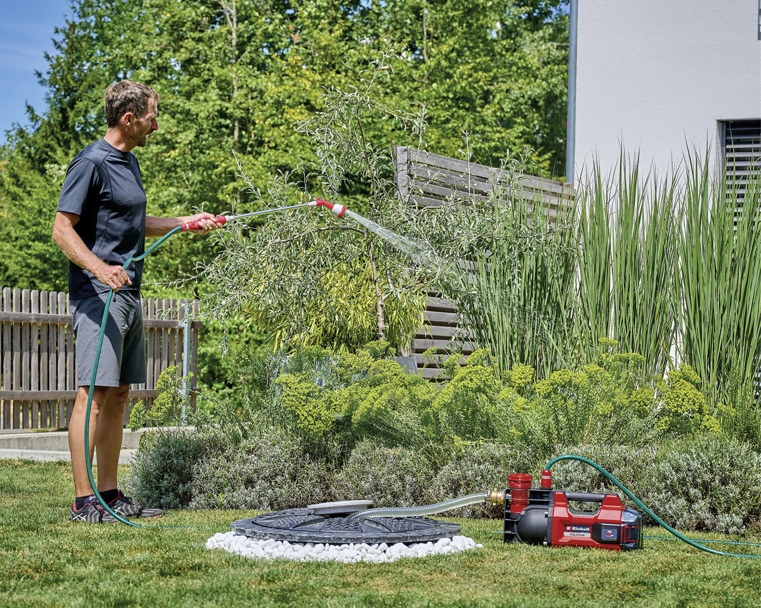 Einhell Akku-Gartenpumpe AQUINNA 36/38 F LED 3.800 l/h Einhell Akku-Gartenpumpe AQUINNA 36/38 F LED 3.800 l/h
