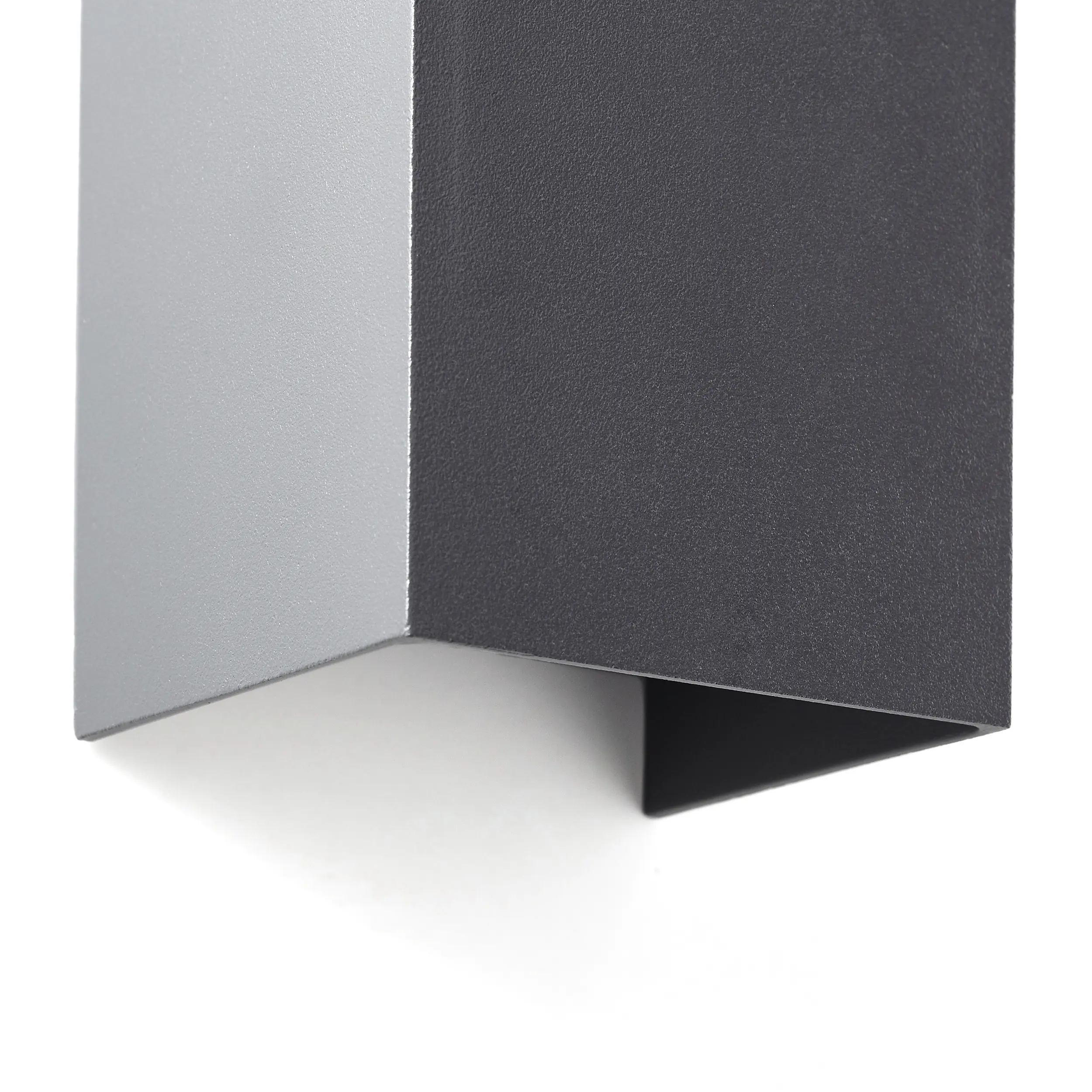 Brilliant LED Außen-Wandleuchte Hilly metall 13,6 x 8 x 6,8 cm 8 W Up- & Downlight Brilliant LED Außen-Wandleuchte Hilly metall 13,6 x 8 x 6,8 cm 8 W Up- & Downlight