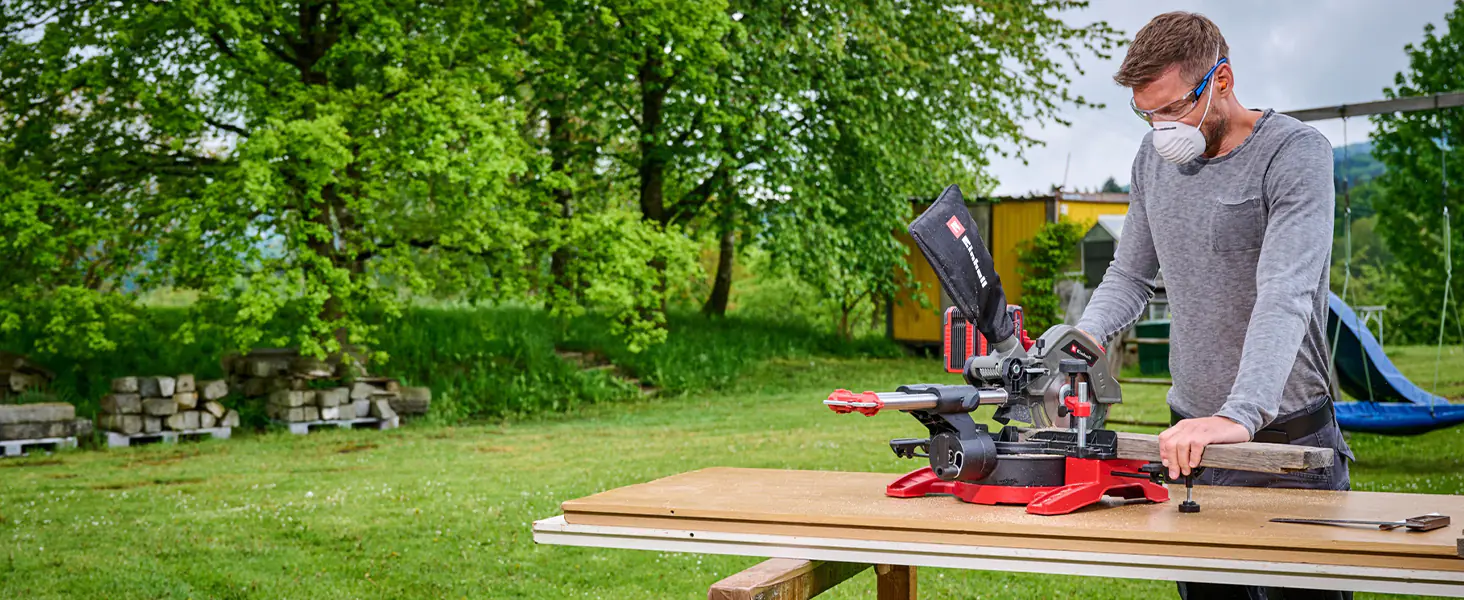 Einhell Expert Akku-Zug-Kapp-Gehrungssäge TE-SM 36/8 L Li Solo Einhell Expert Akku-Zug-Kapp-Gehrungssäge TE-SM 36/8 L Li Solo