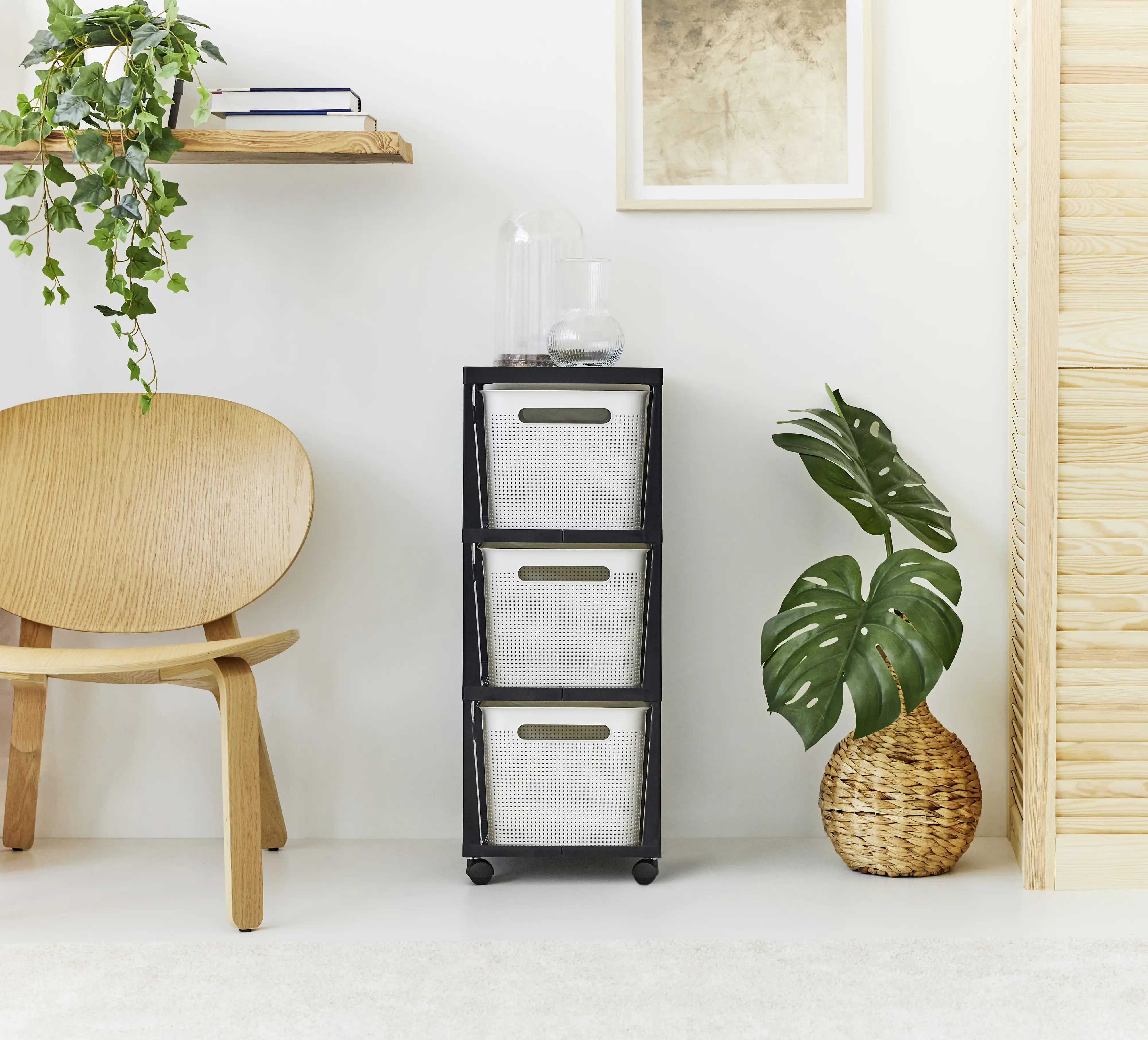 Rotho Schubladenbox Tower 3 x 16 L Brisen mit Rollen weiß Rotho Schubladenbox Tower 3 x 16 L Brisen mit Rollen weiß