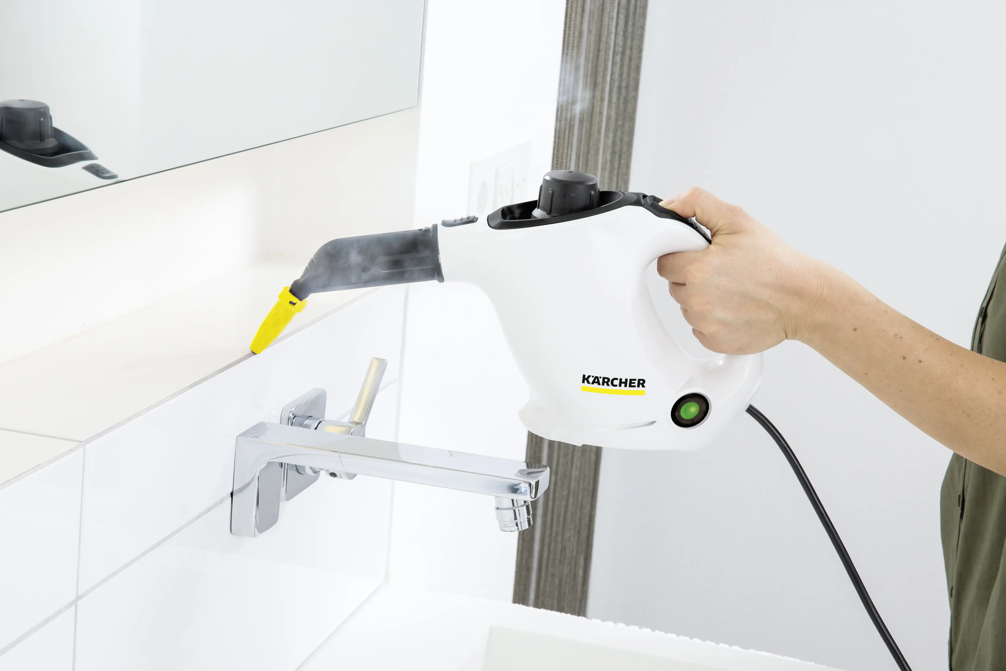 Kärcher Dampfreiniger SC 1 EasyFix 3 bar 1200 W inkl. Zubehör Kärcher Dampfreiniger SC 1 EasyFix 3 bar 1200 W inkl. Zubehör