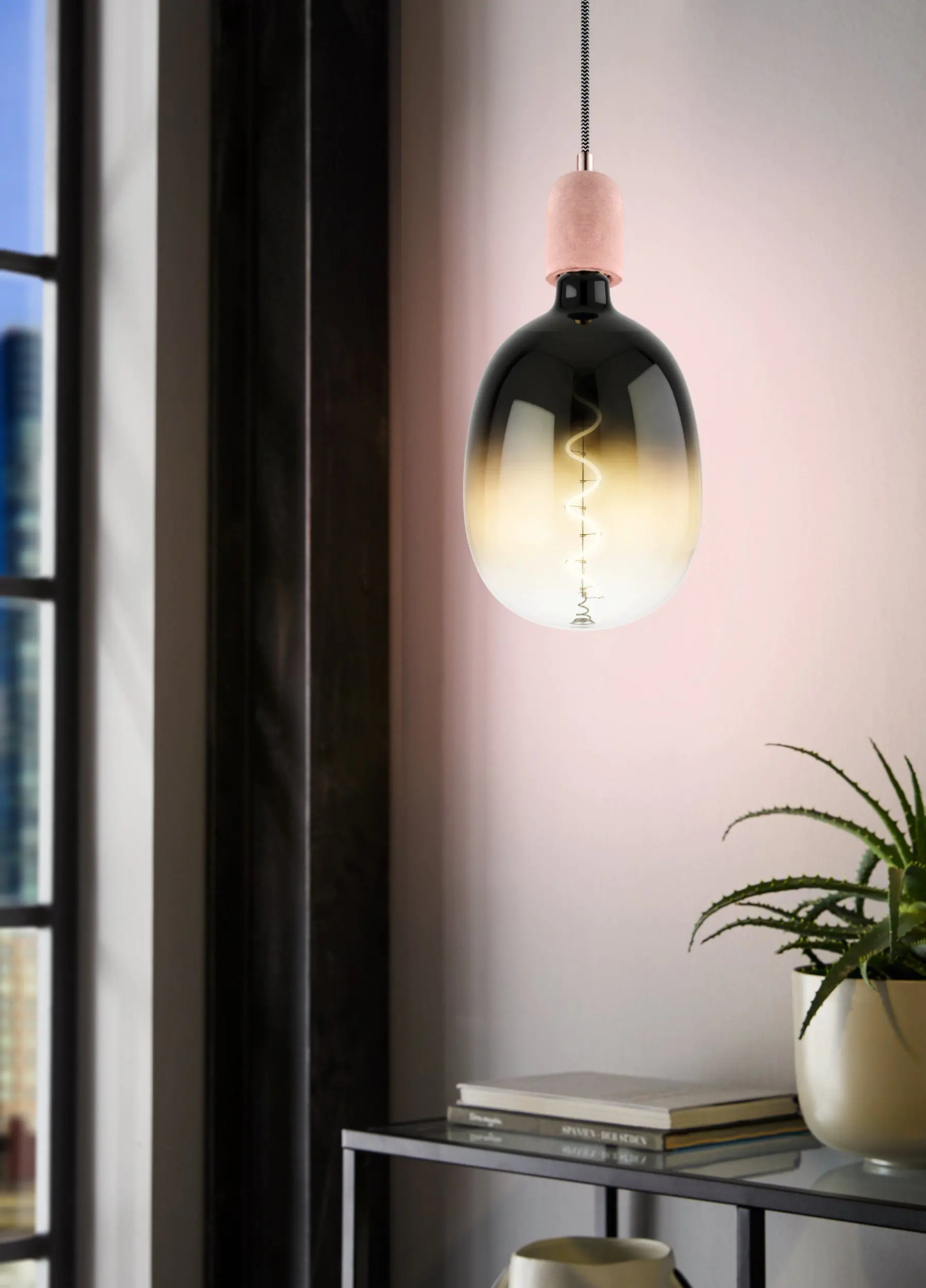 Eglo LED Leuchtmittel Oval E27 4W schwarz-braun